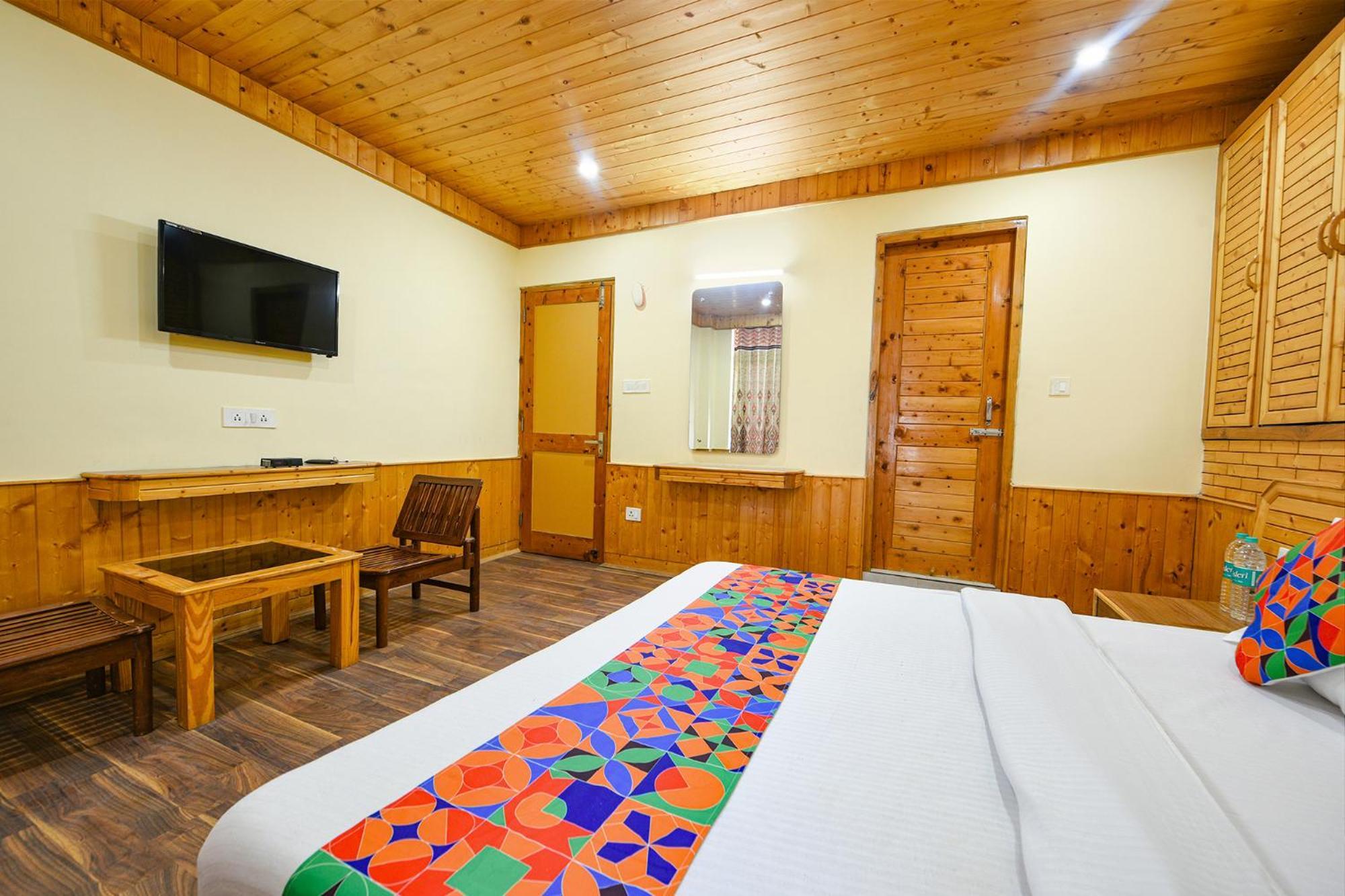 Fabhotel Anant Meadows 4*