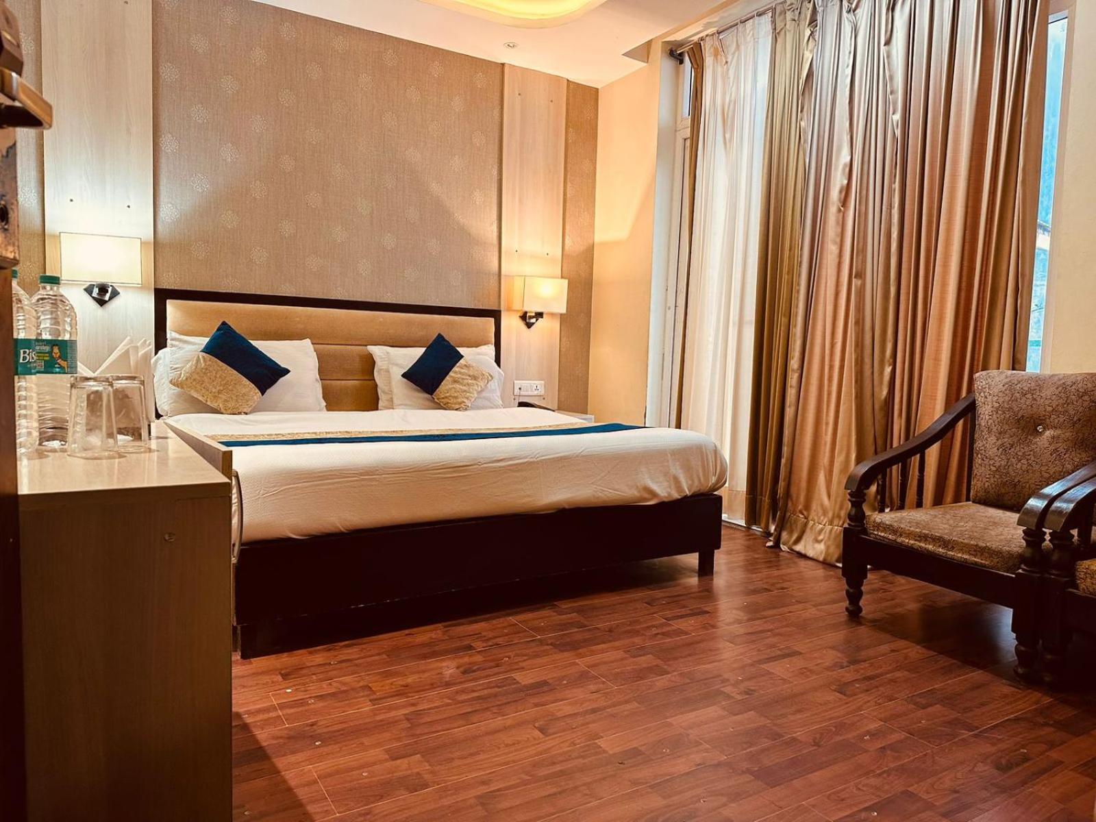 Rv & - The Silken #royal View #near Mall Hotel 3*