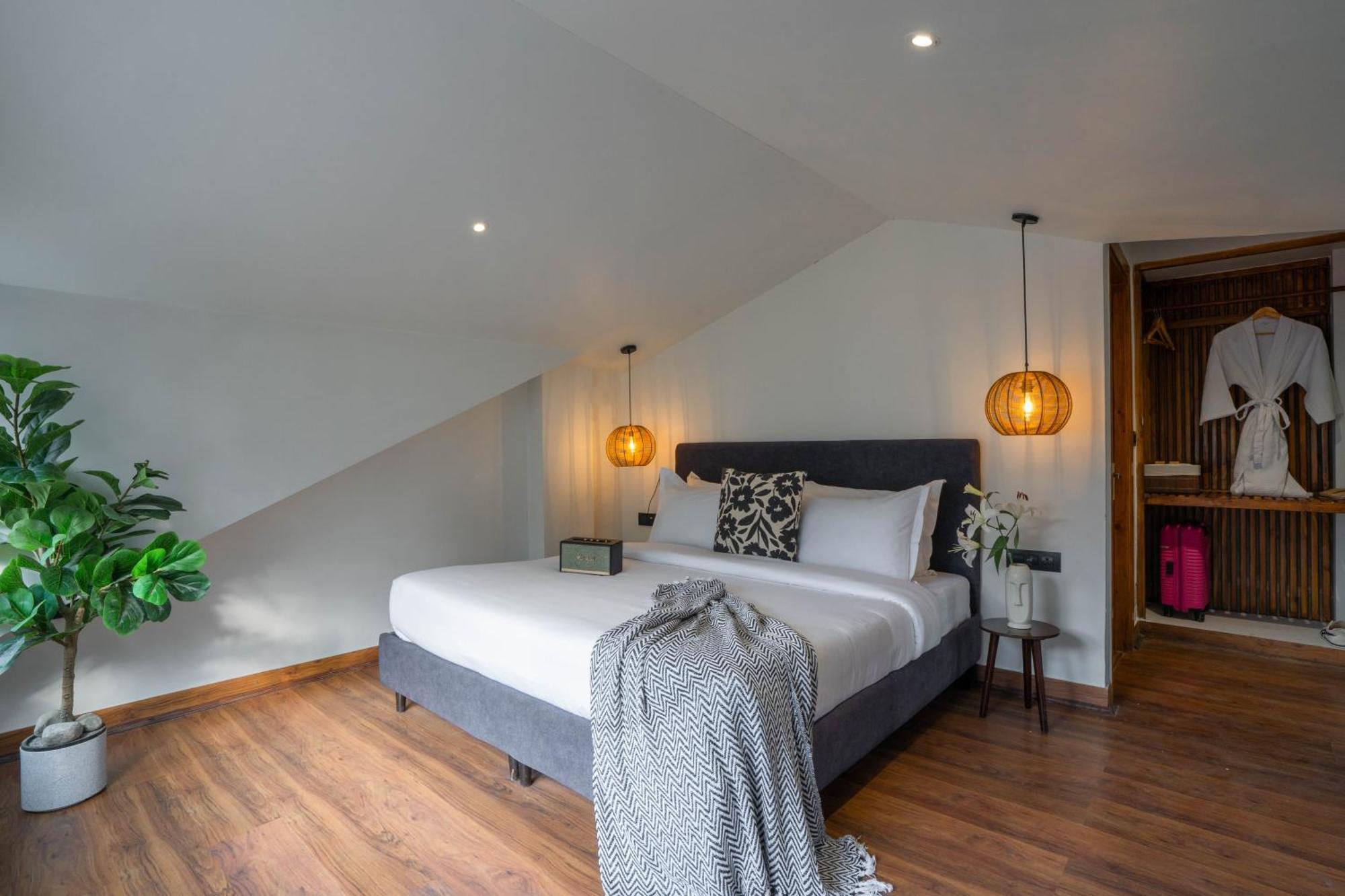Standout Hotel