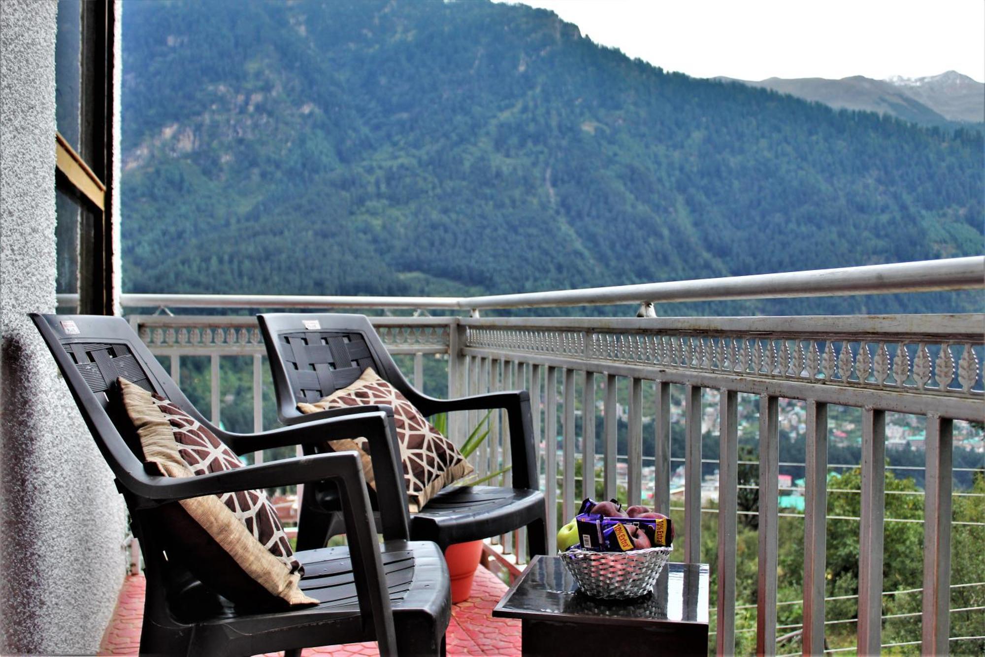 Hotel Valley Of Sublime!!! Nirvana Hills!!! A Family With Roof Lounge And Restaurants