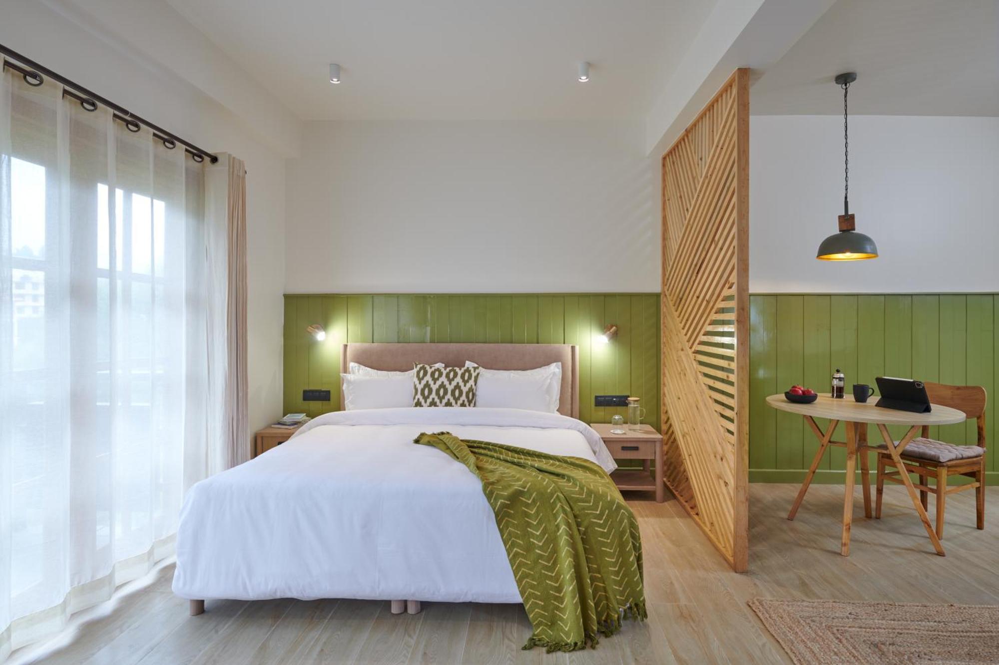 Hotel Standout Manali (Himachal Pradesh)