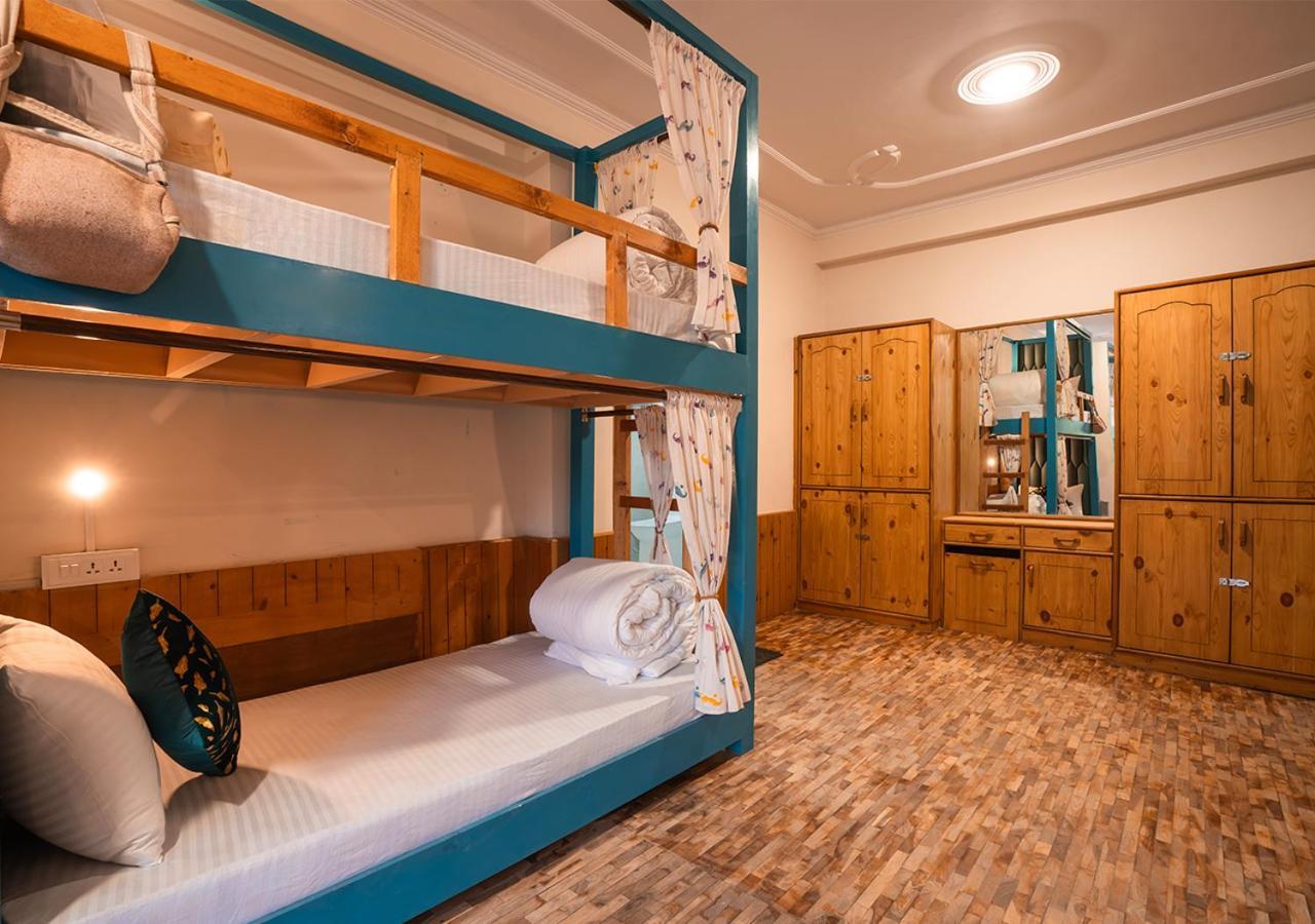 Moustache Hostel *
