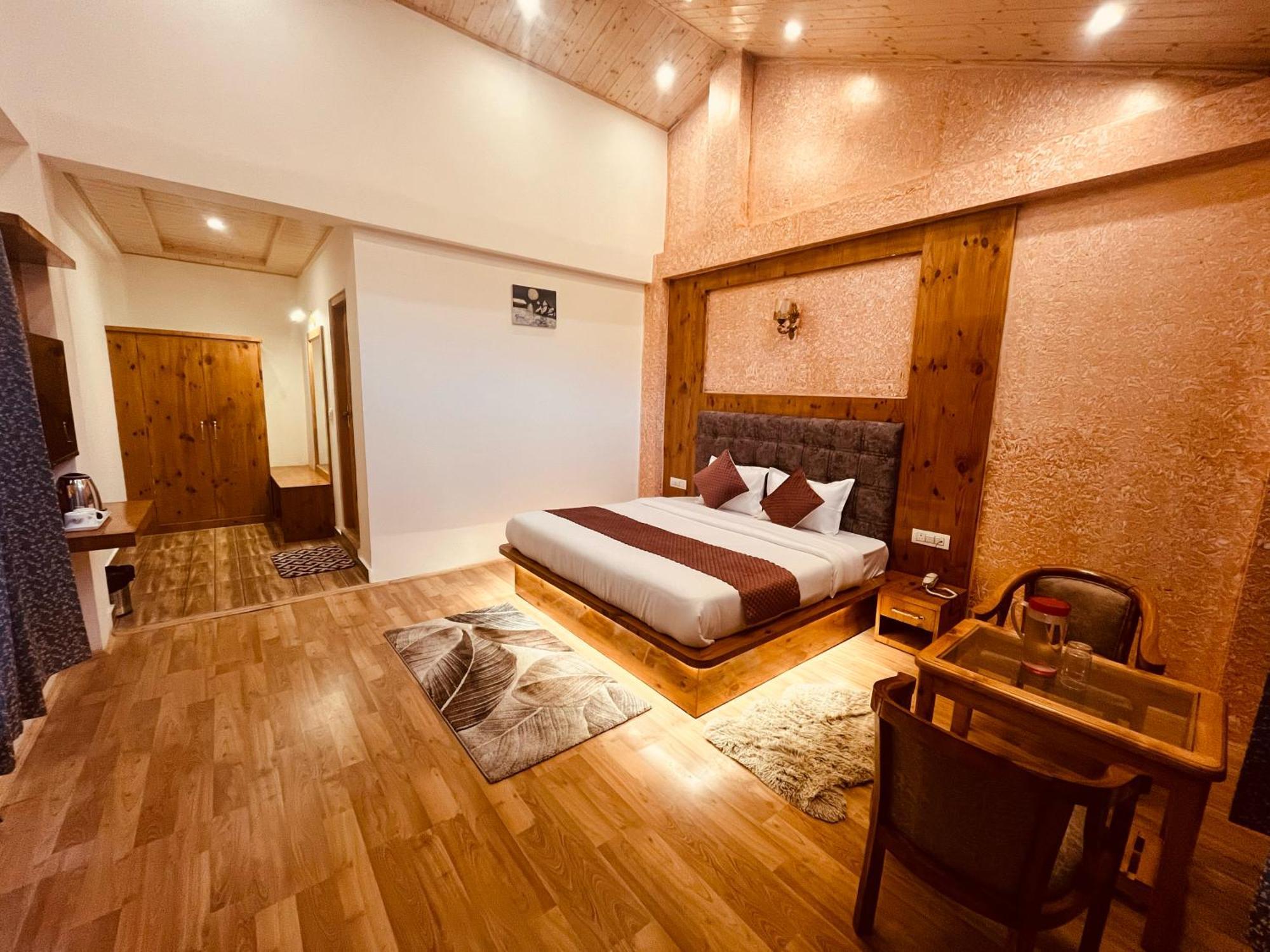 The Sunset Haven Hotel 3*