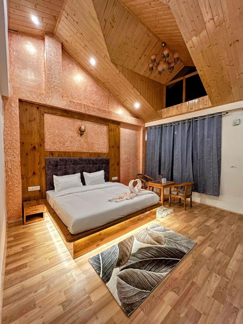 The Sunset Haven Manali (Himachal Pradesh)