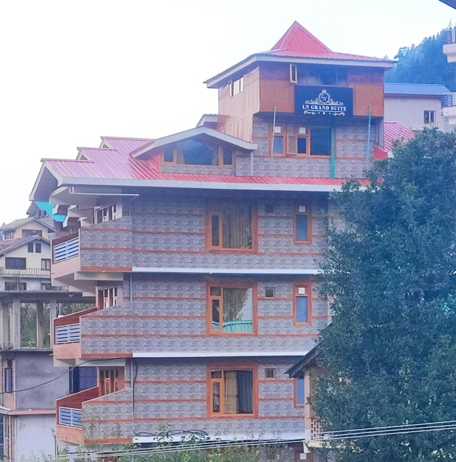 Ln Grand 3* Manali (Himachal Pradesh)