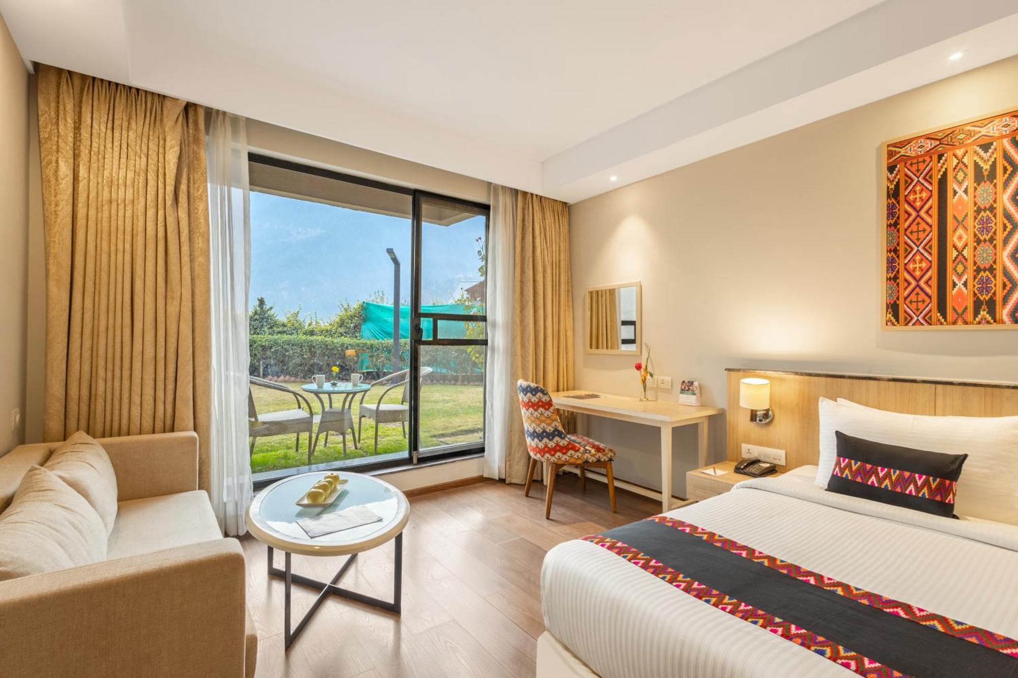 Sterling 4* Manali (Himachal Pradesh)