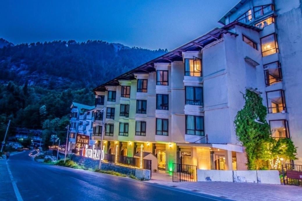 River Grand View And - A River Side Hotel 4*