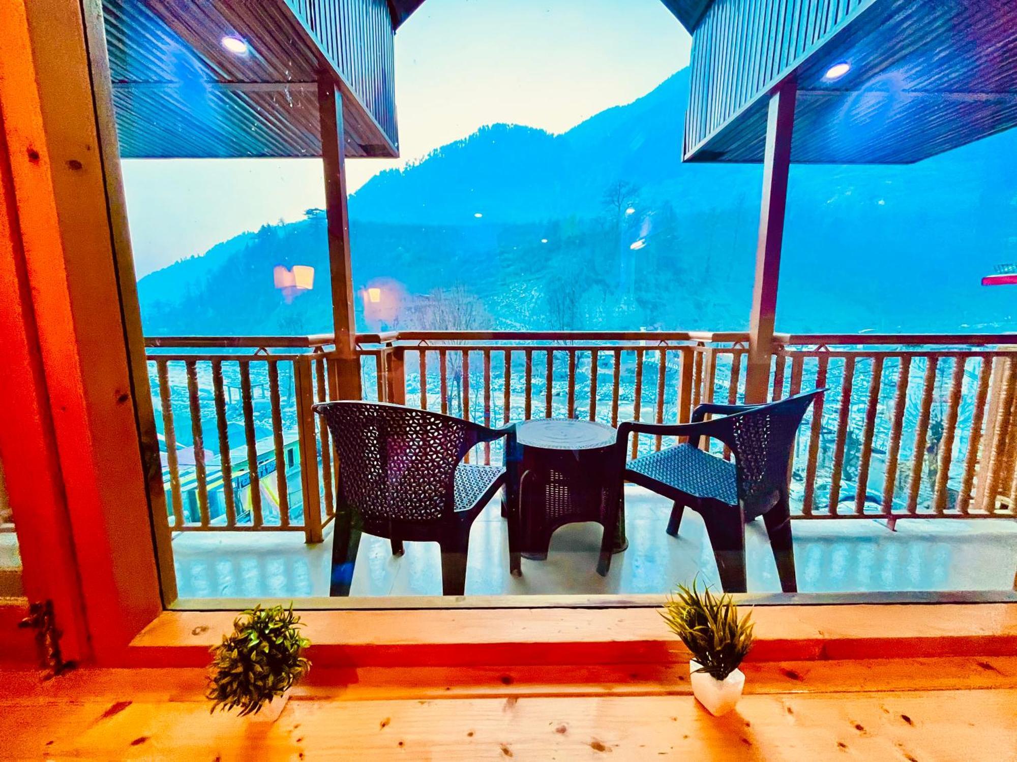 Hotel Sita Vashisht, 4*