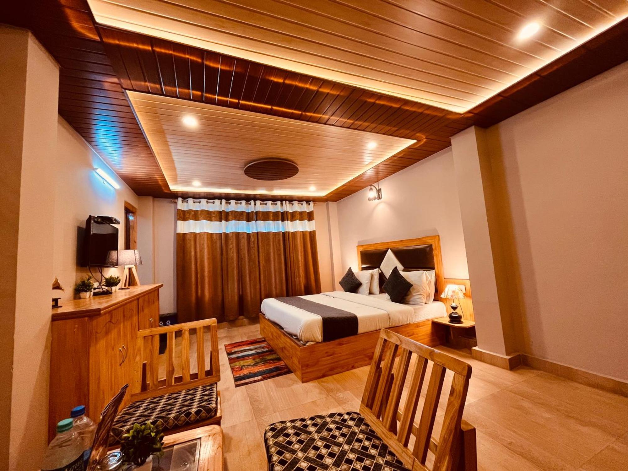 The Sana Luxury Stay, 3* Manali (Himachal Pradesh)