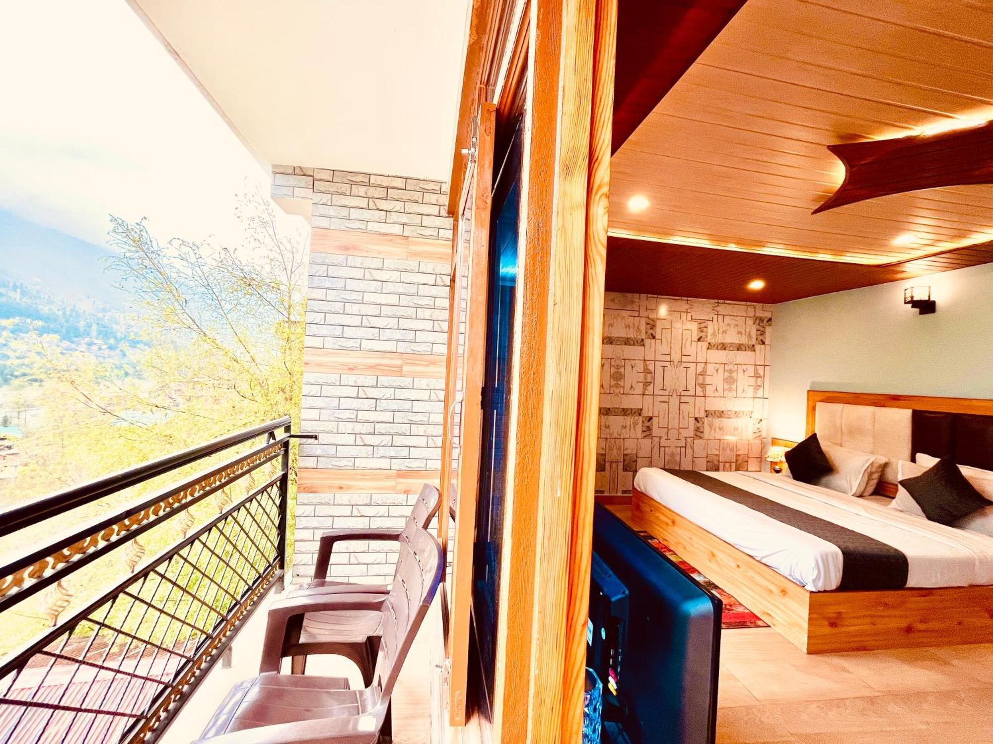 The Sana Luxury Stay, Hotel