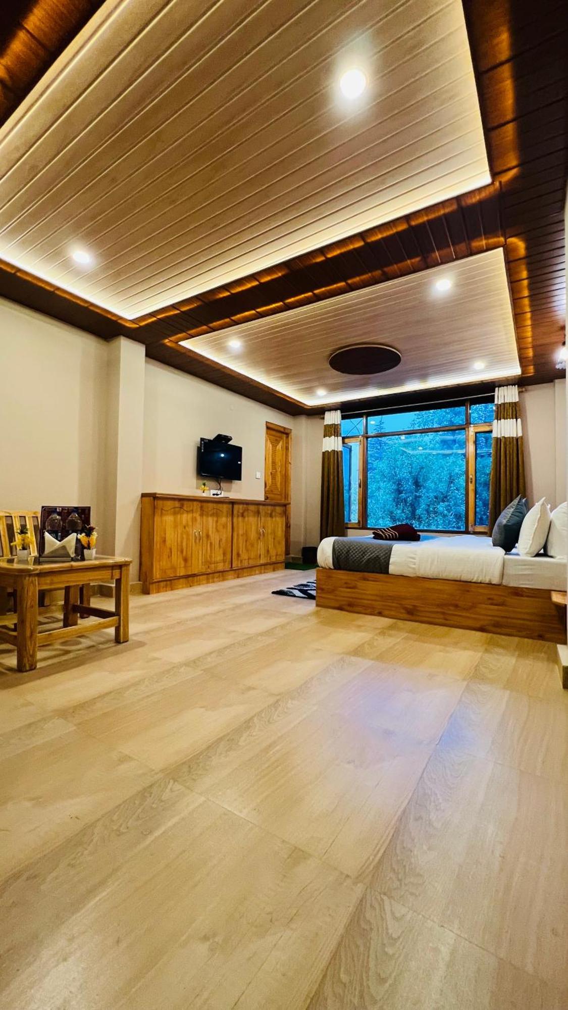 The Sana Luxury Stay, 3* Manali (Himachal Pradesh)