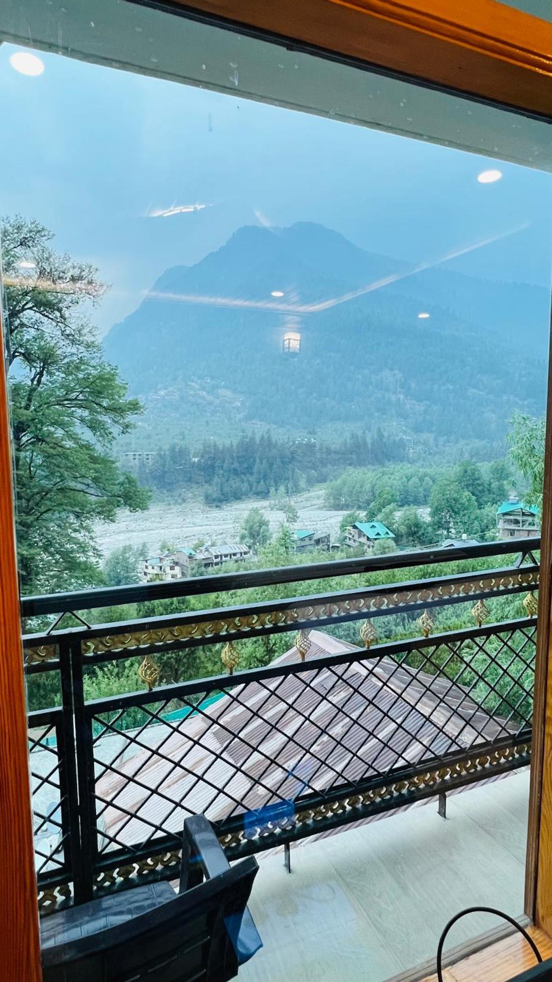 The Sana Luxury Stay,