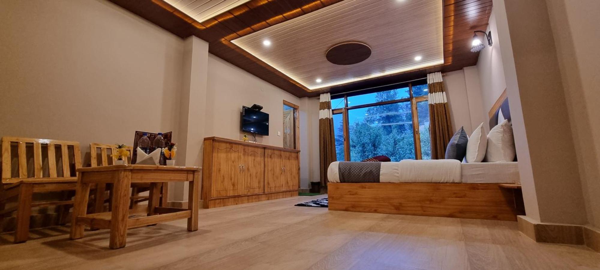 The Sana Luxury Stay, Hotel Manali (Himachal Pradesh)