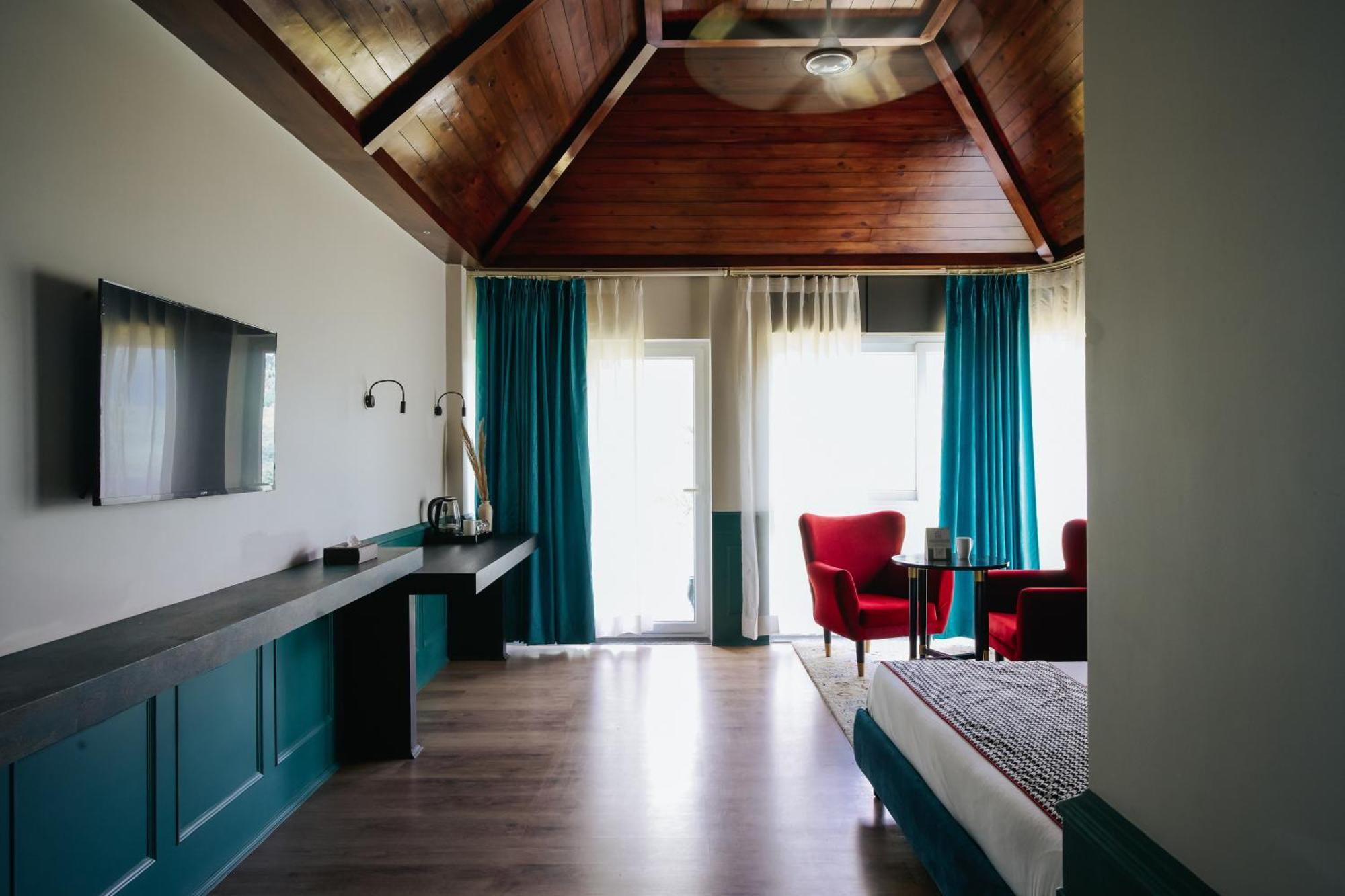 The Voyage By Kaizen Resort,