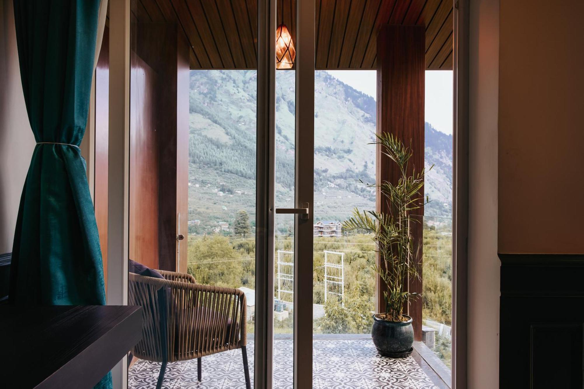 Hotel The Voyage By Kaizen Resort, 4*