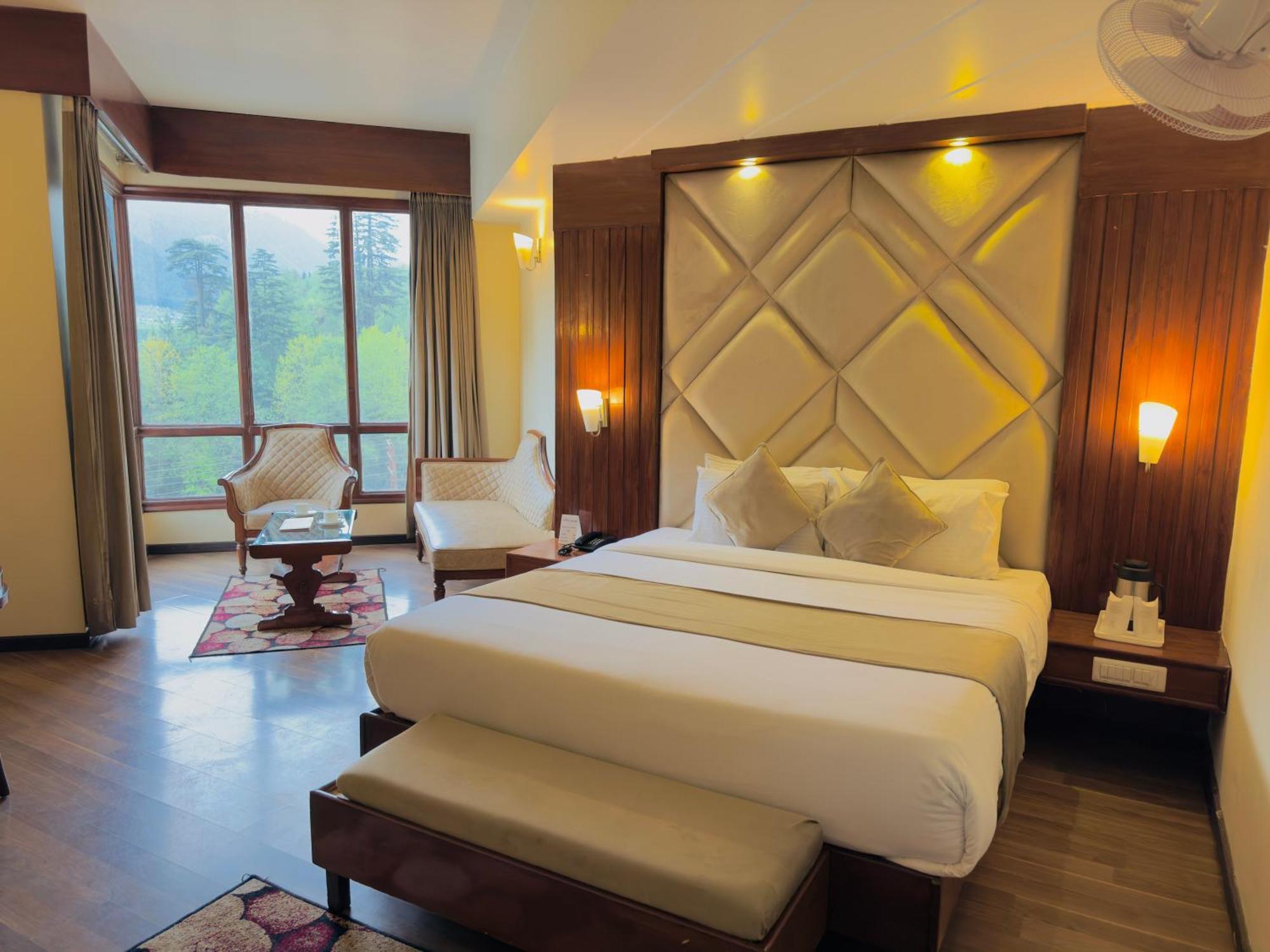 River Grand View And - A River Side 4* Manali (Himachal Pradesh)