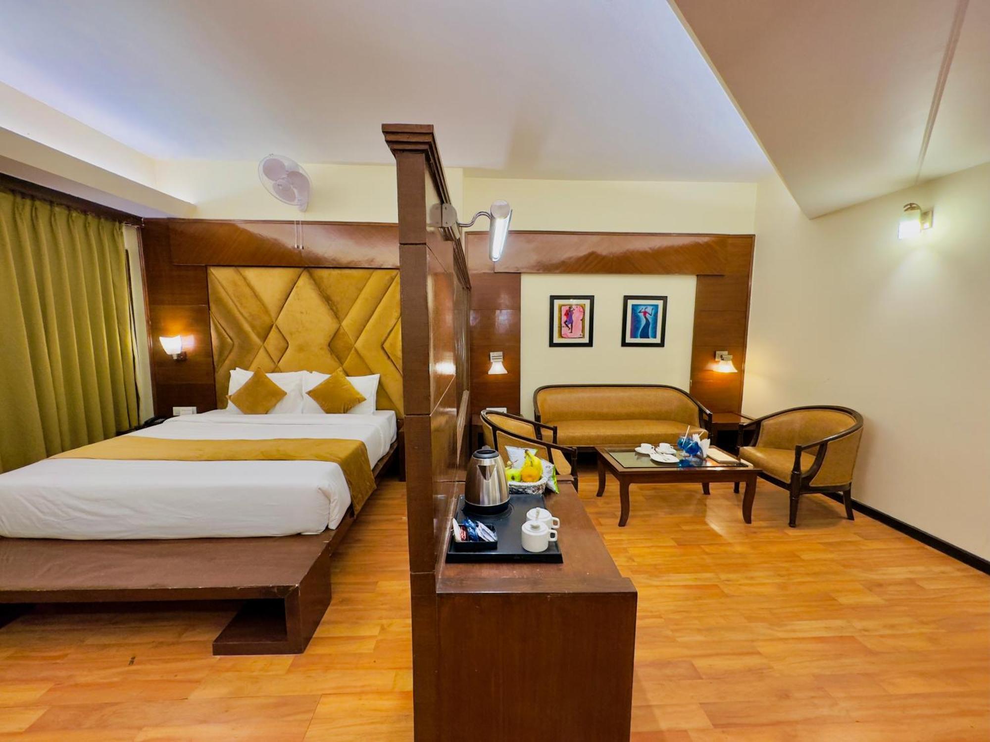 Hotel River Grand View And - A River Side 4*