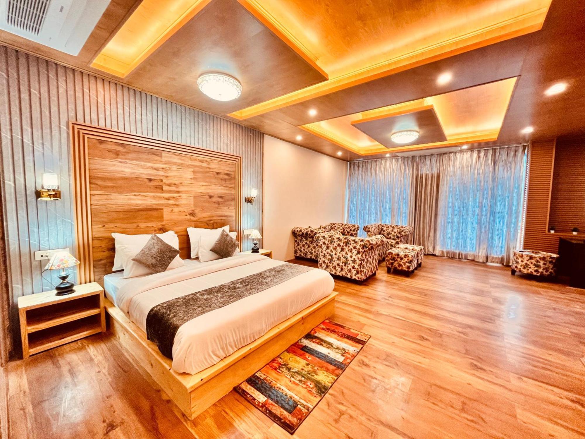 Hotel Rockland Cottage, - Centrally Heated & Air Cooled Premium Manali (Himachal Pradesh)
