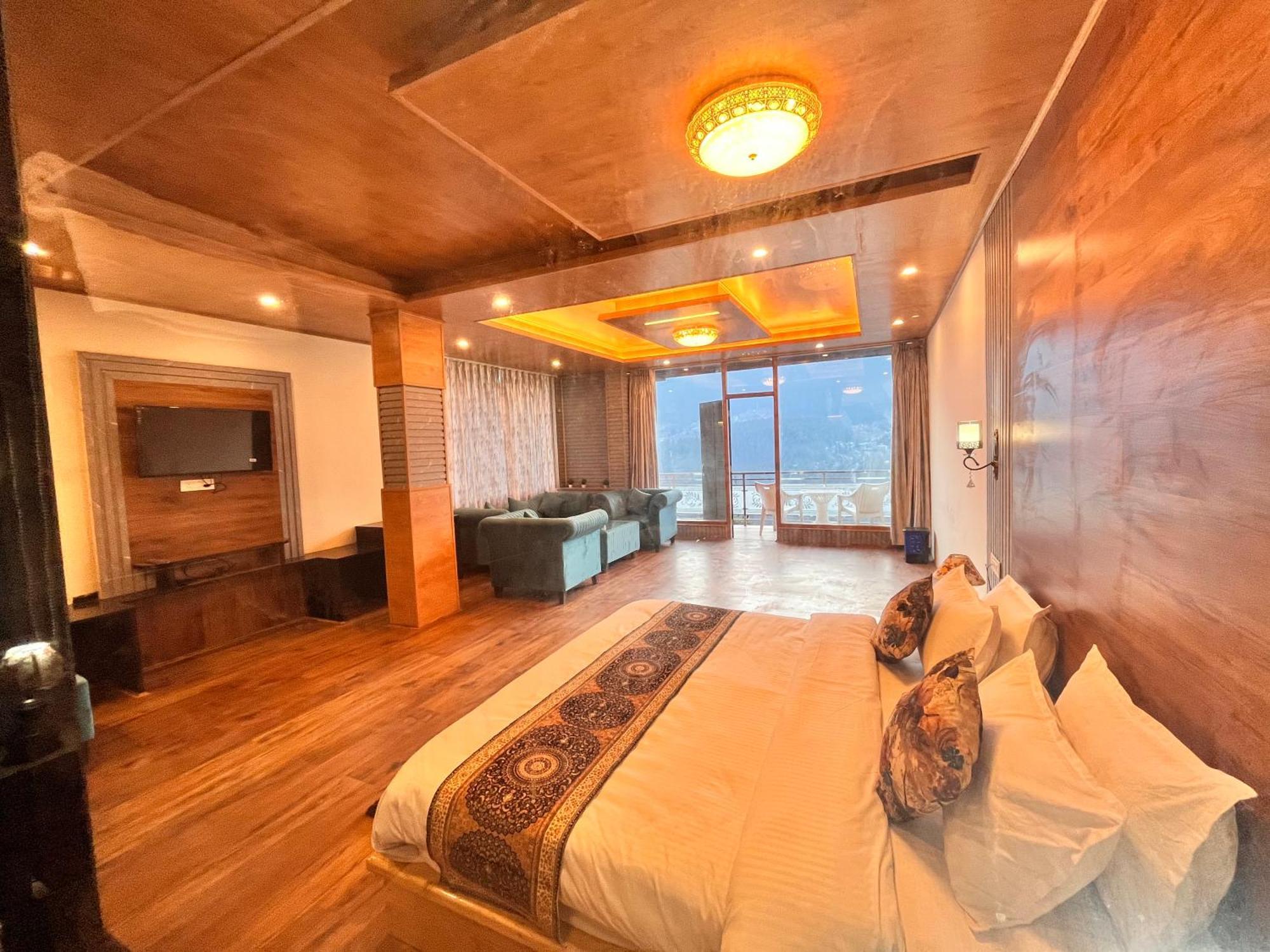 Hotel Rockland Cottage, - Centrally Heated & Air Cooled Premium