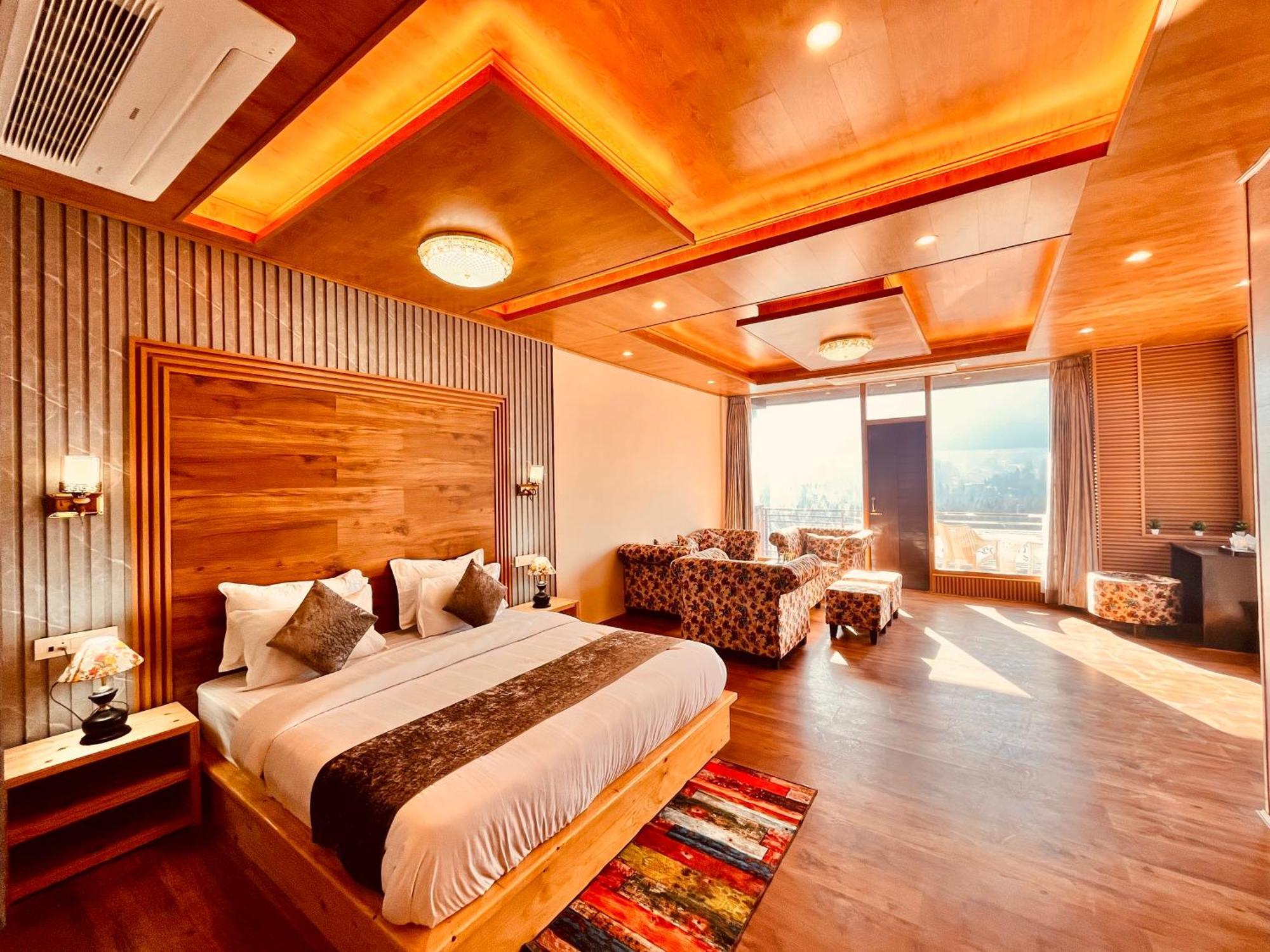Rockland Cottage, - Centrally Heated & Air Cooled Premium Hotel