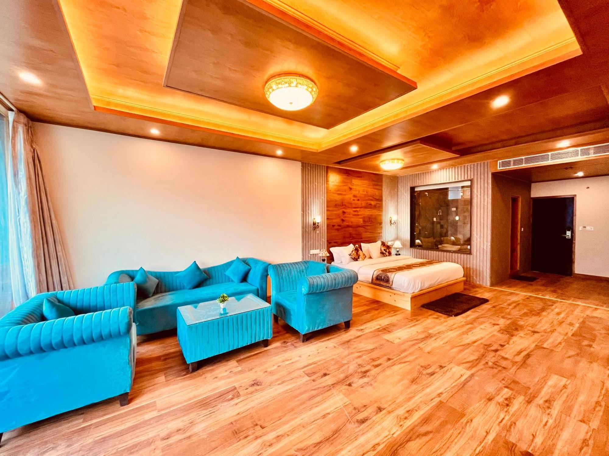 Hotel Rockland Cottage, - Centrally Heated & Air Cooled Premium