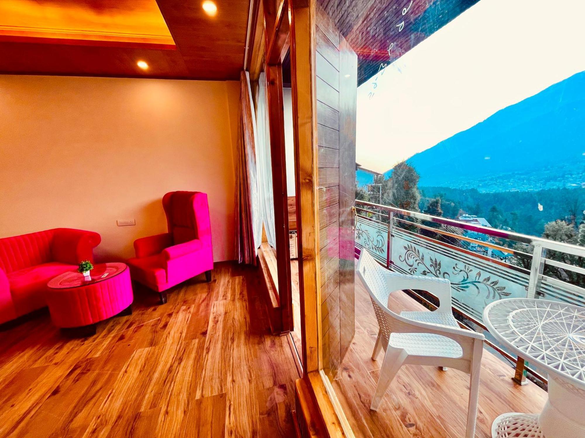 Rockland Cottage, - Centrally Heated & Air Cooled Premium Hotel