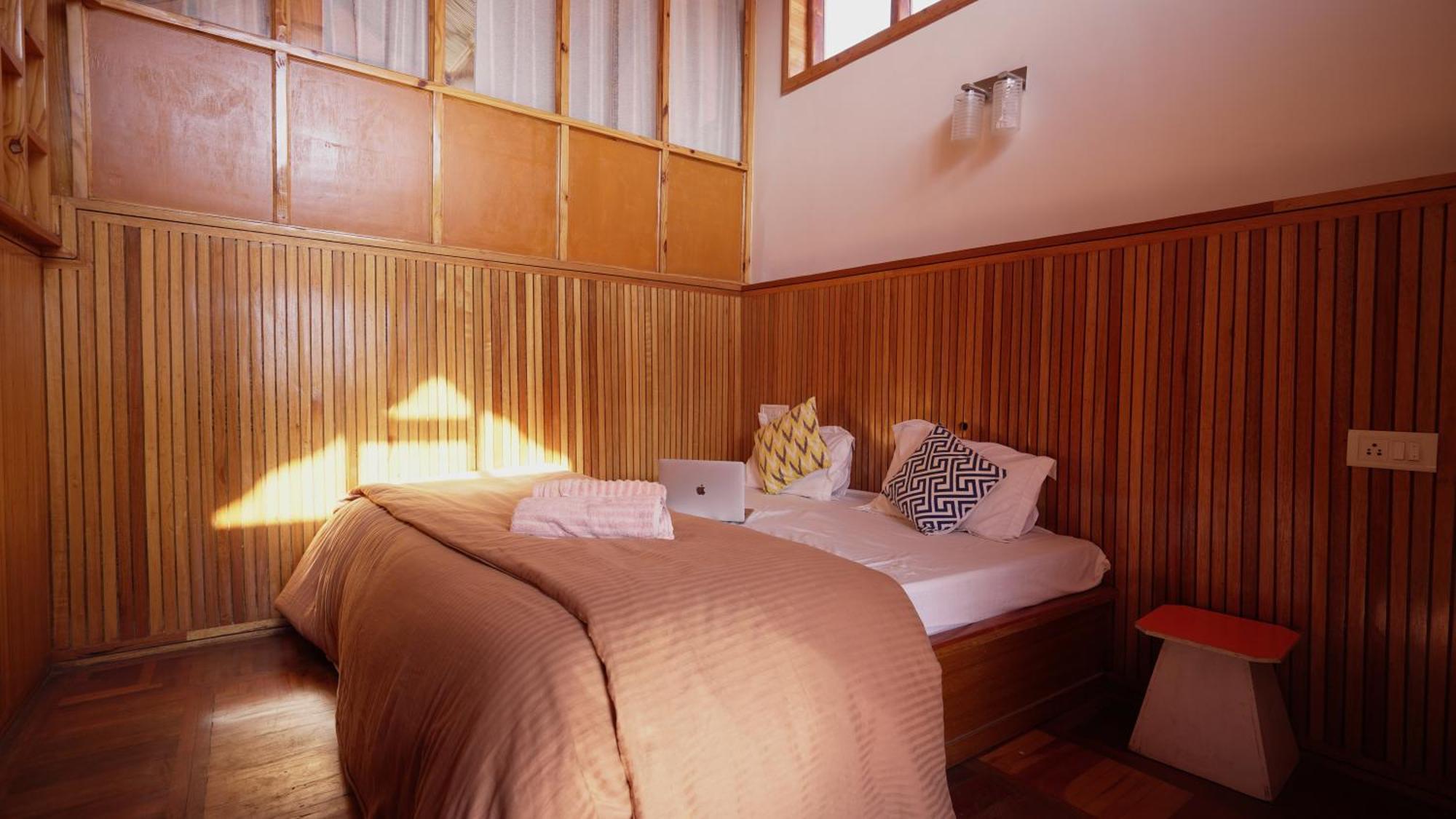 Barfi Hotel Manali (Himachal Pradesh)