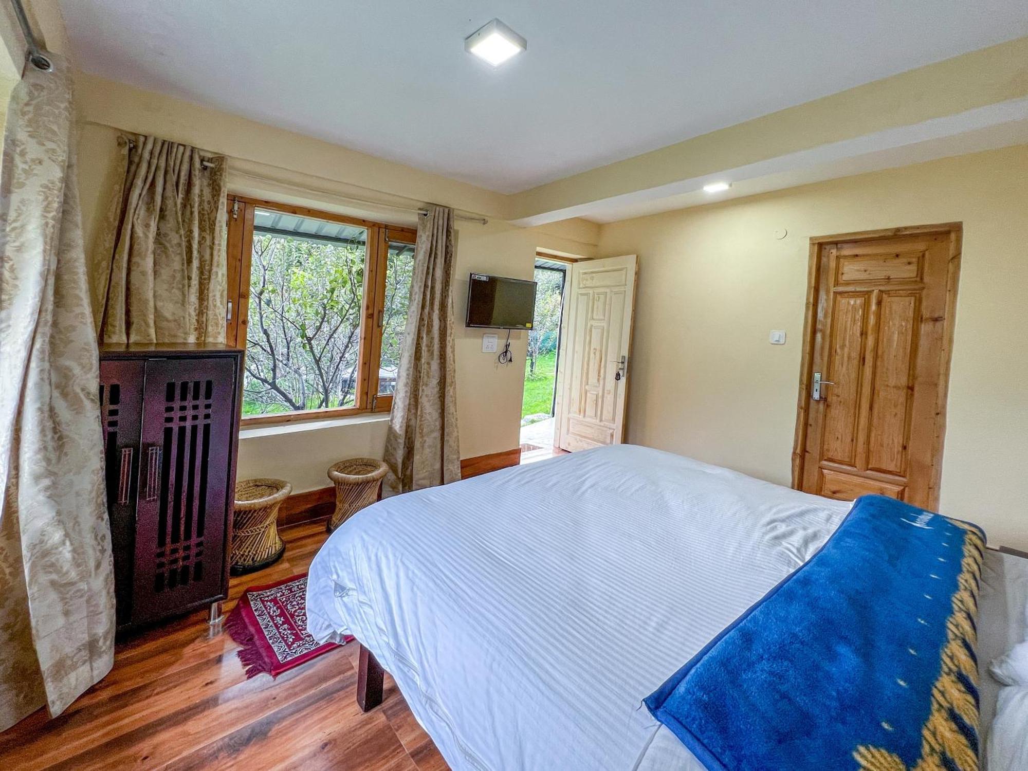 The Forestbound Lodge *