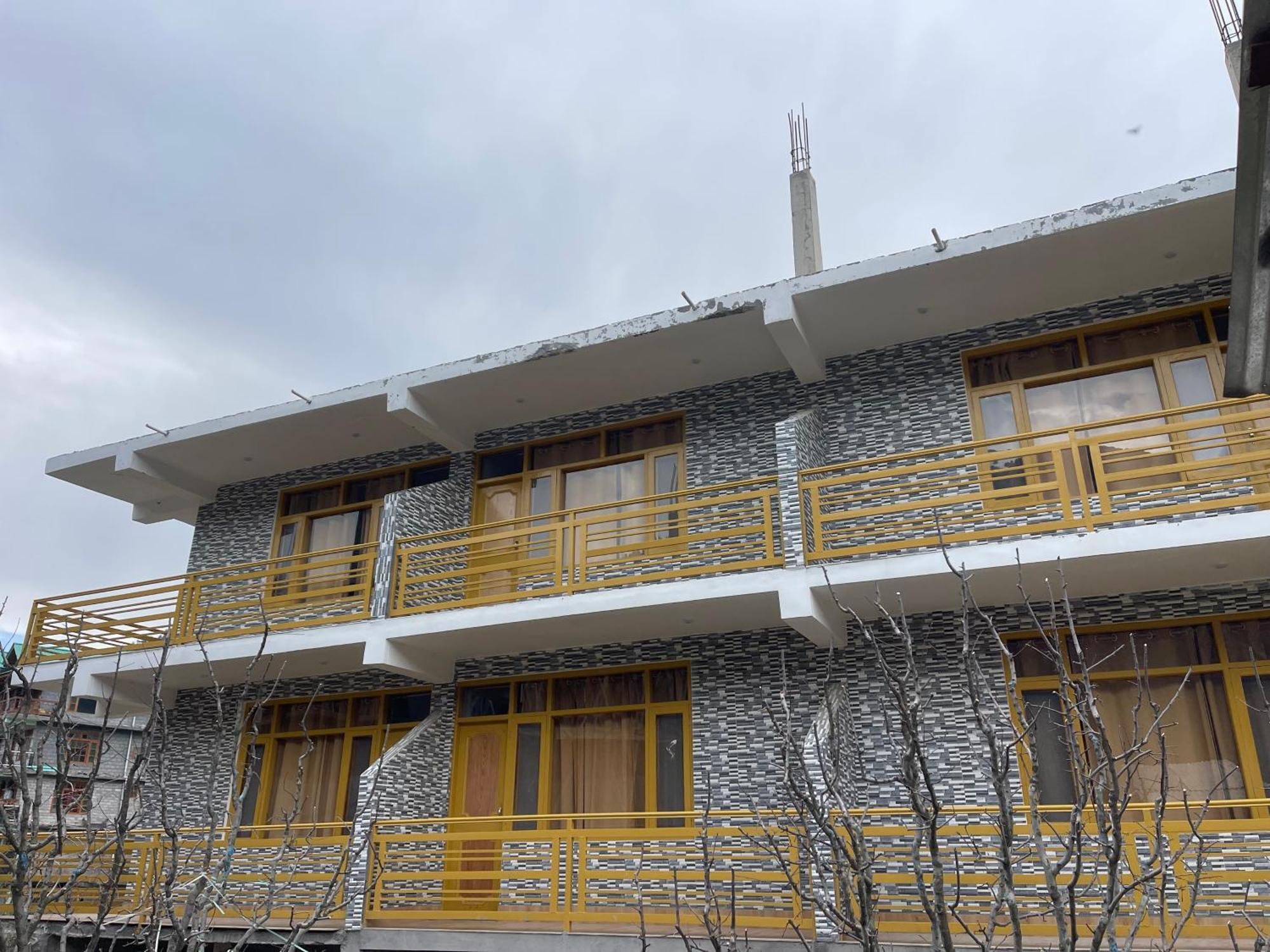 Shubham 3* Manali (Himachal Pradesh)