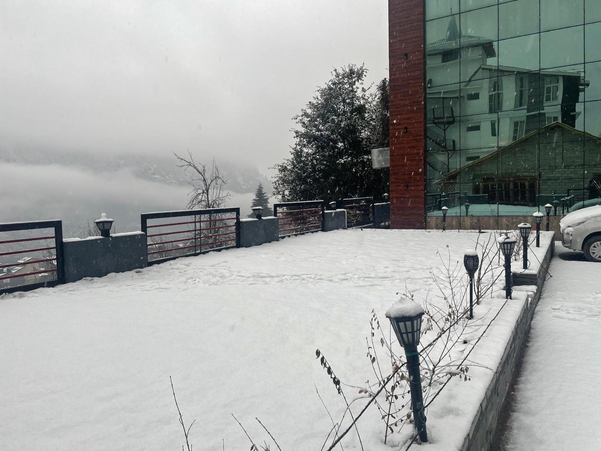 Cherry Hotel Manali (Himachal Pradesh)