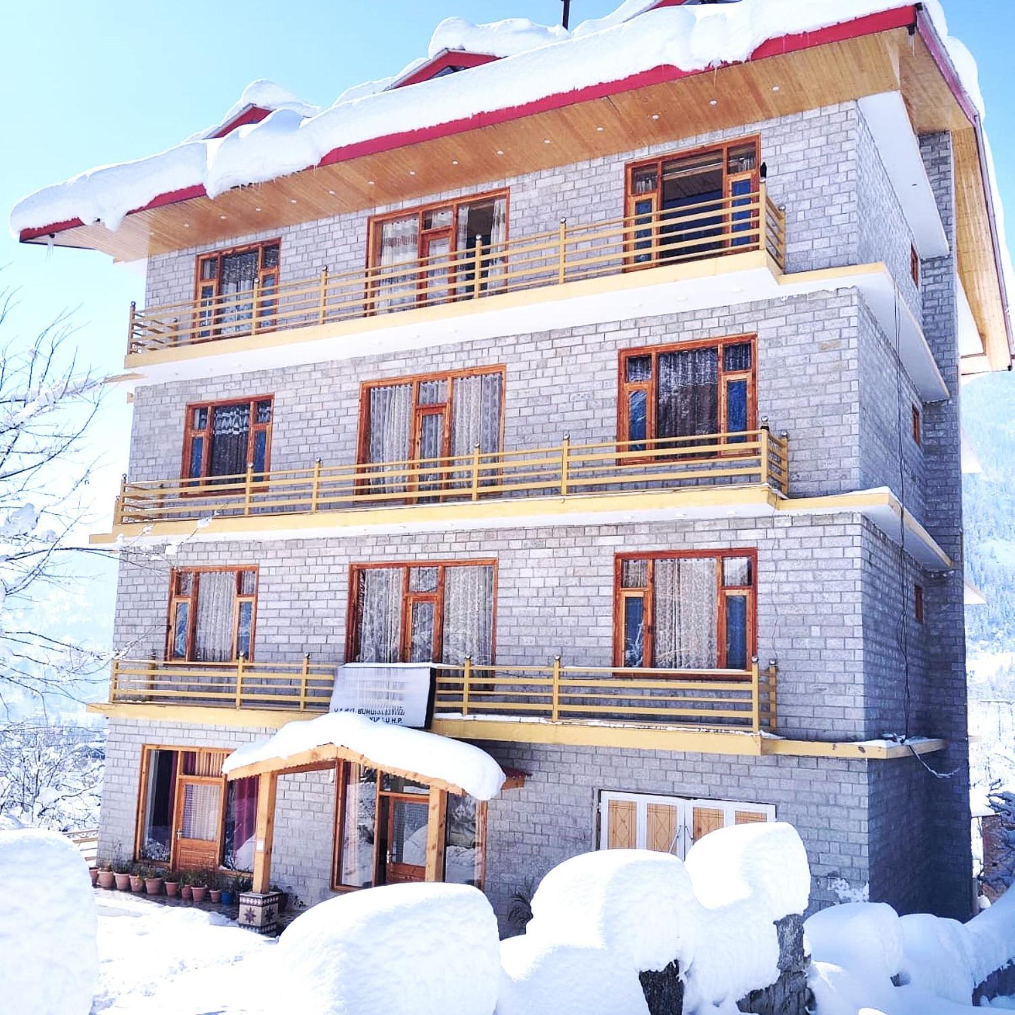 Wander Thrives Hotel 4*