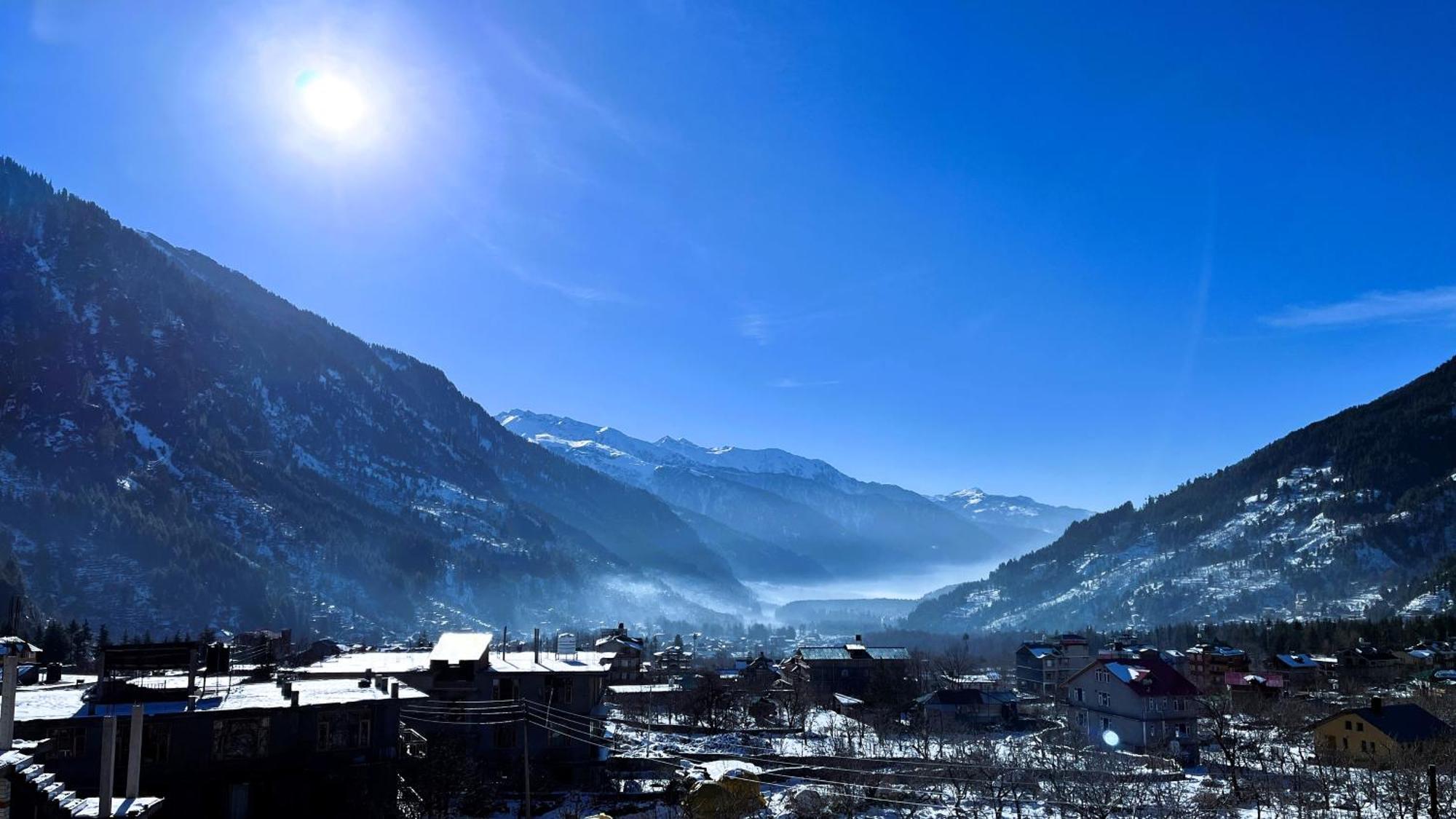 Wander Thrives Hotel Manali (Himachal Pradesh)