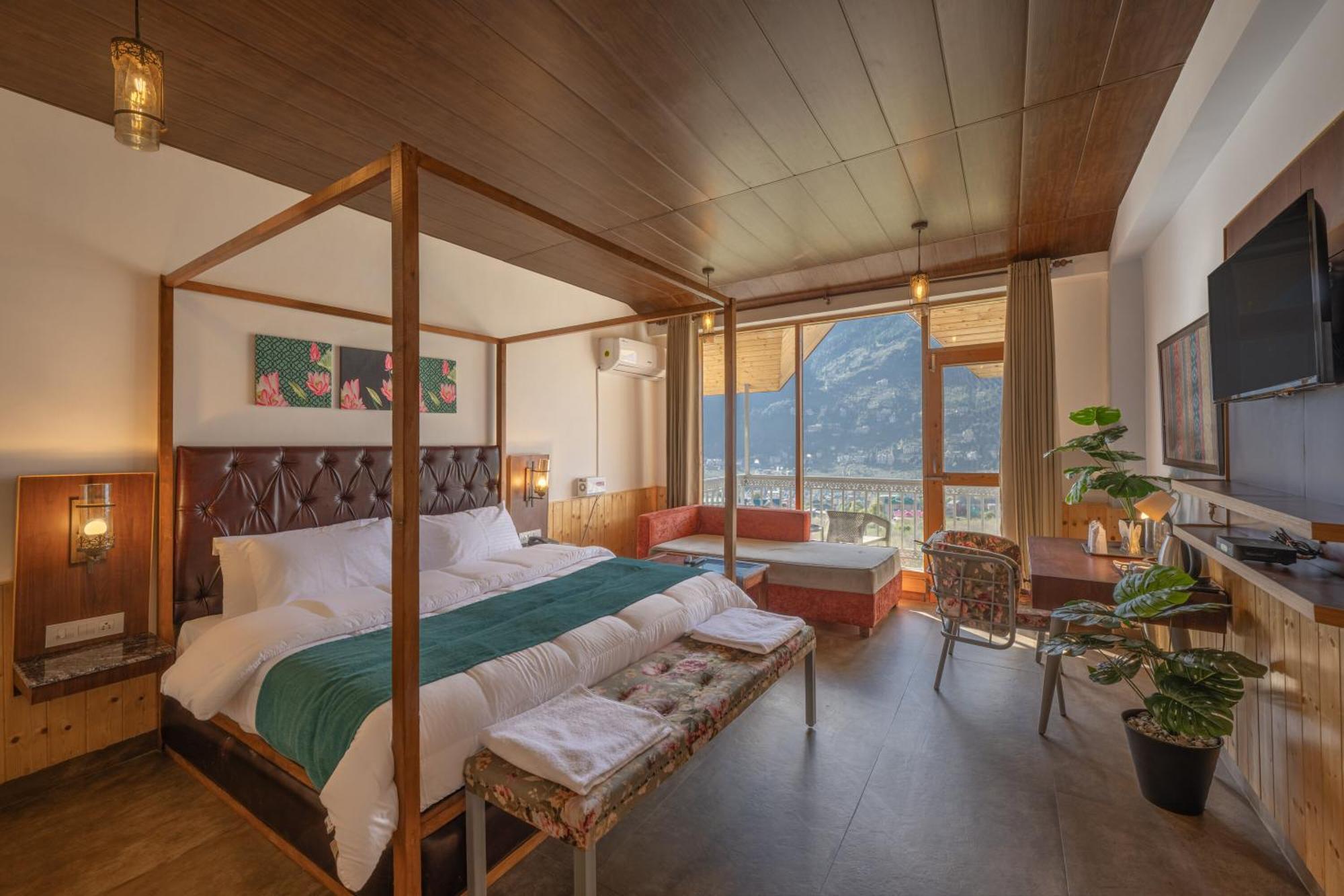 Echor Himalayan Heights Luxe Hotel Manali (Himachal Pradesh)