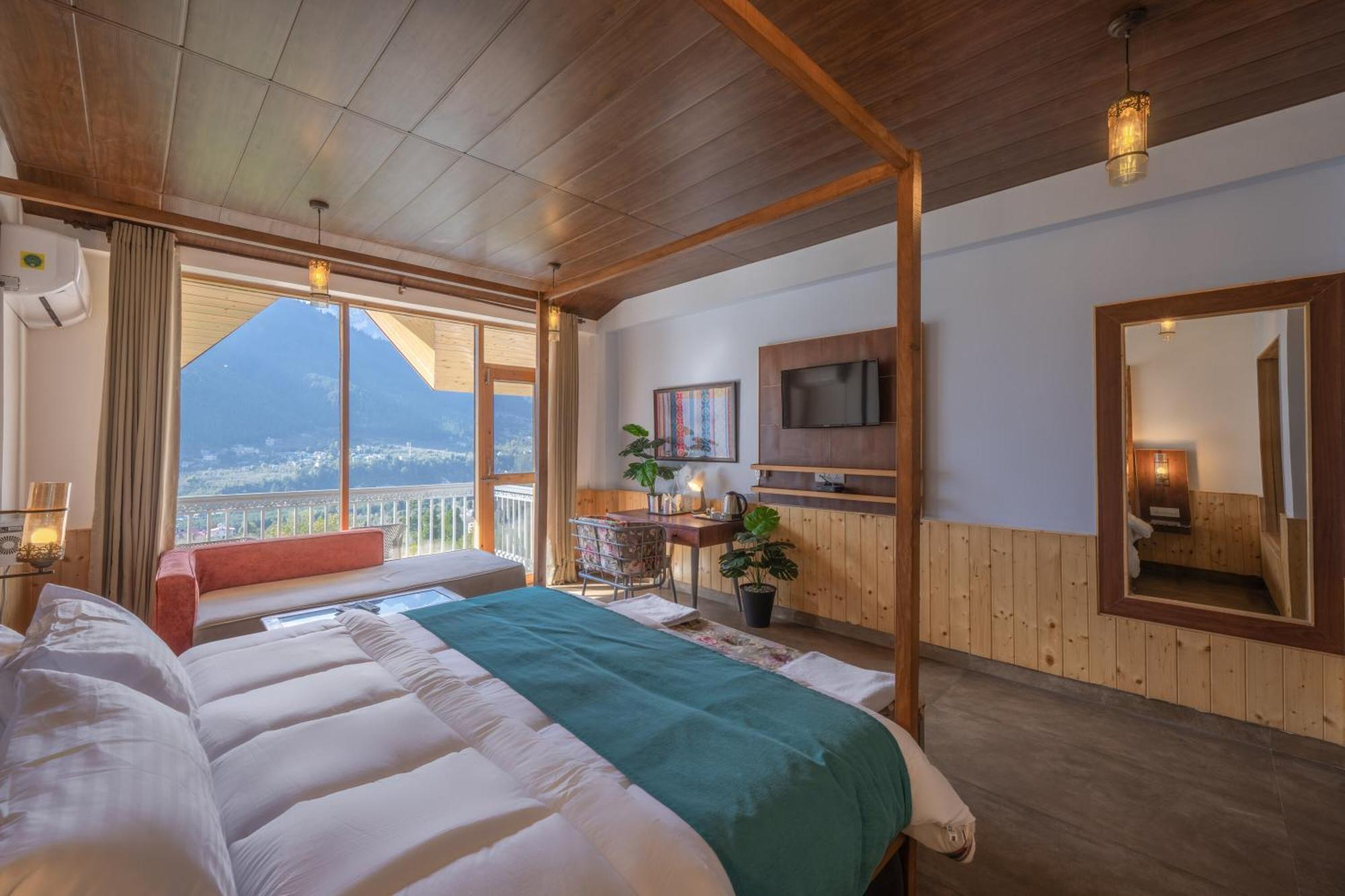 Hotel Echor Himalayan Heights Luxe Manali (Himachal Pradesh)
