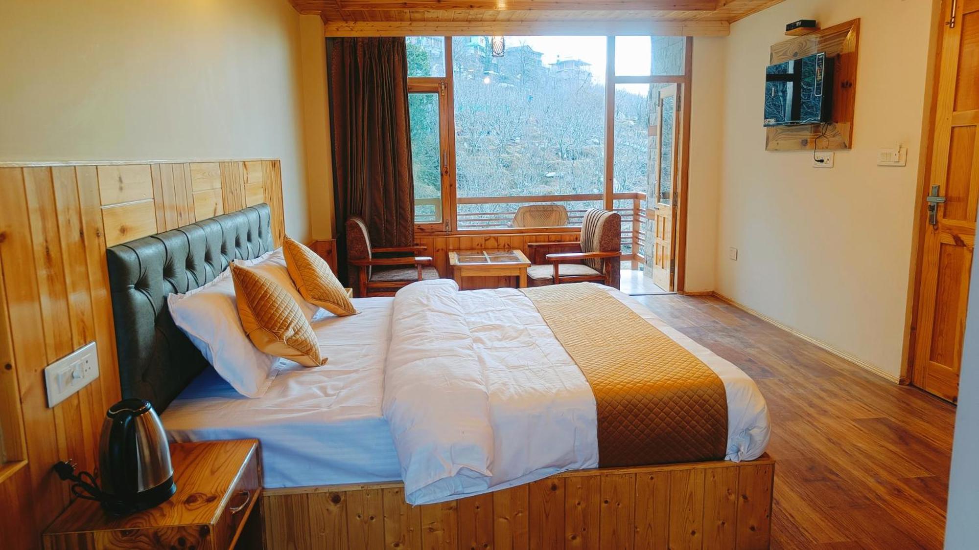 Hotel Nayra Manali (Himachal Pradesh)