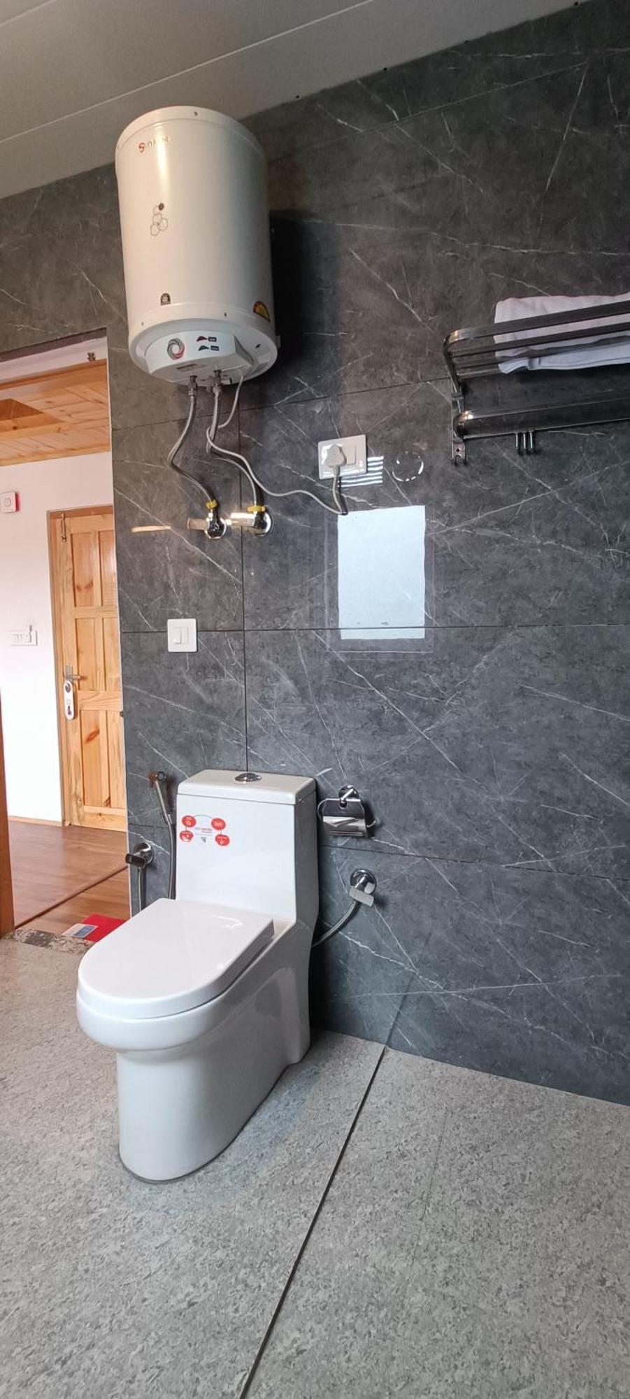 Nayra Hotel 4*
