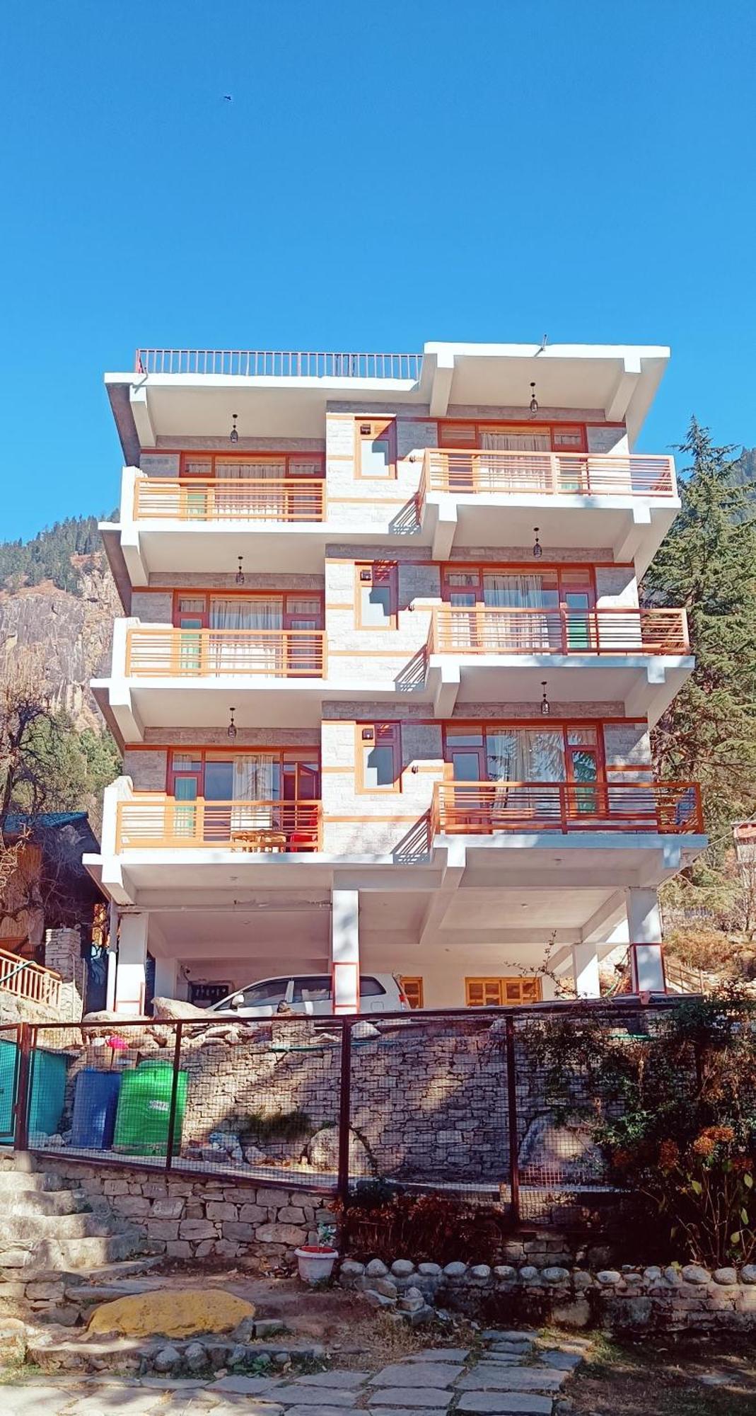 Hotel Nayra