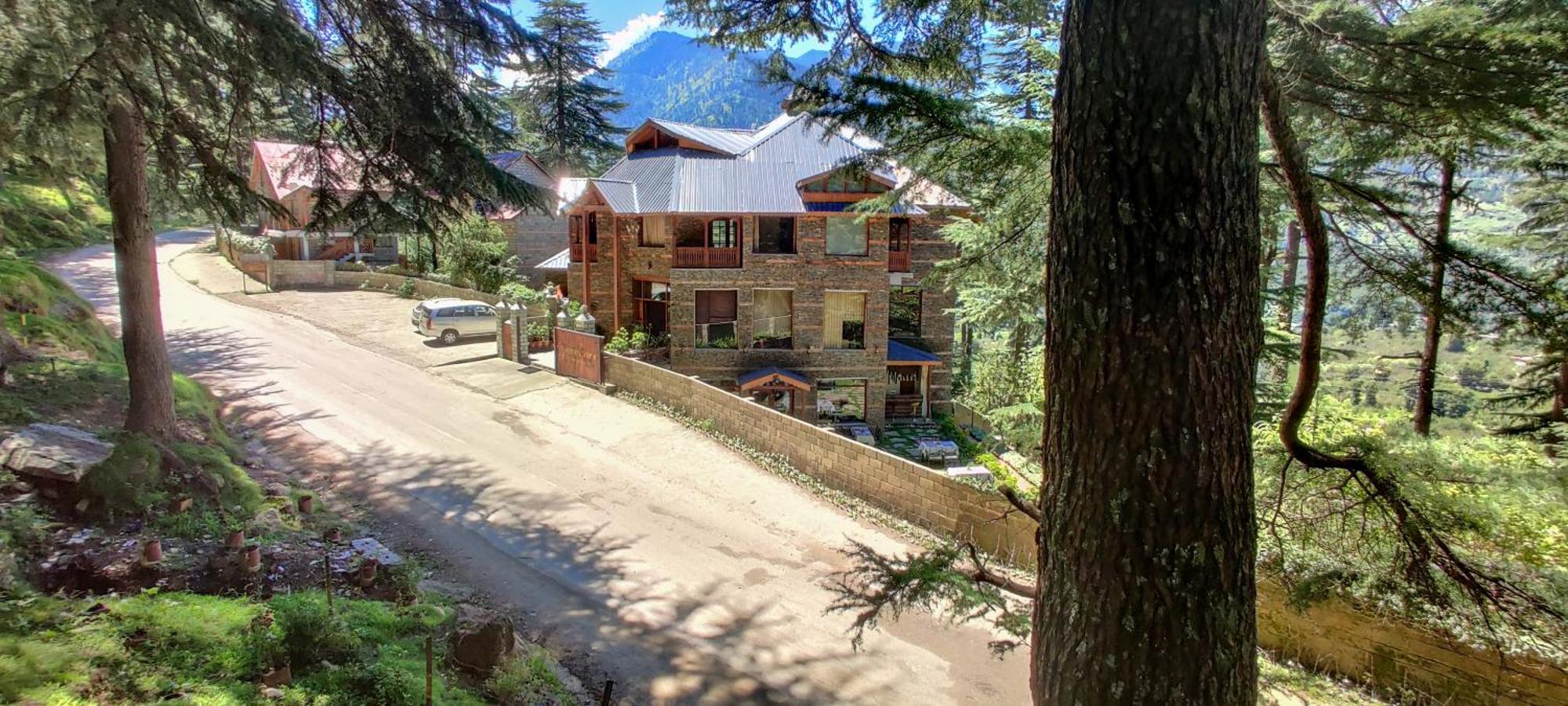 Pause By The Woods Manali (Himachal Pradesh)