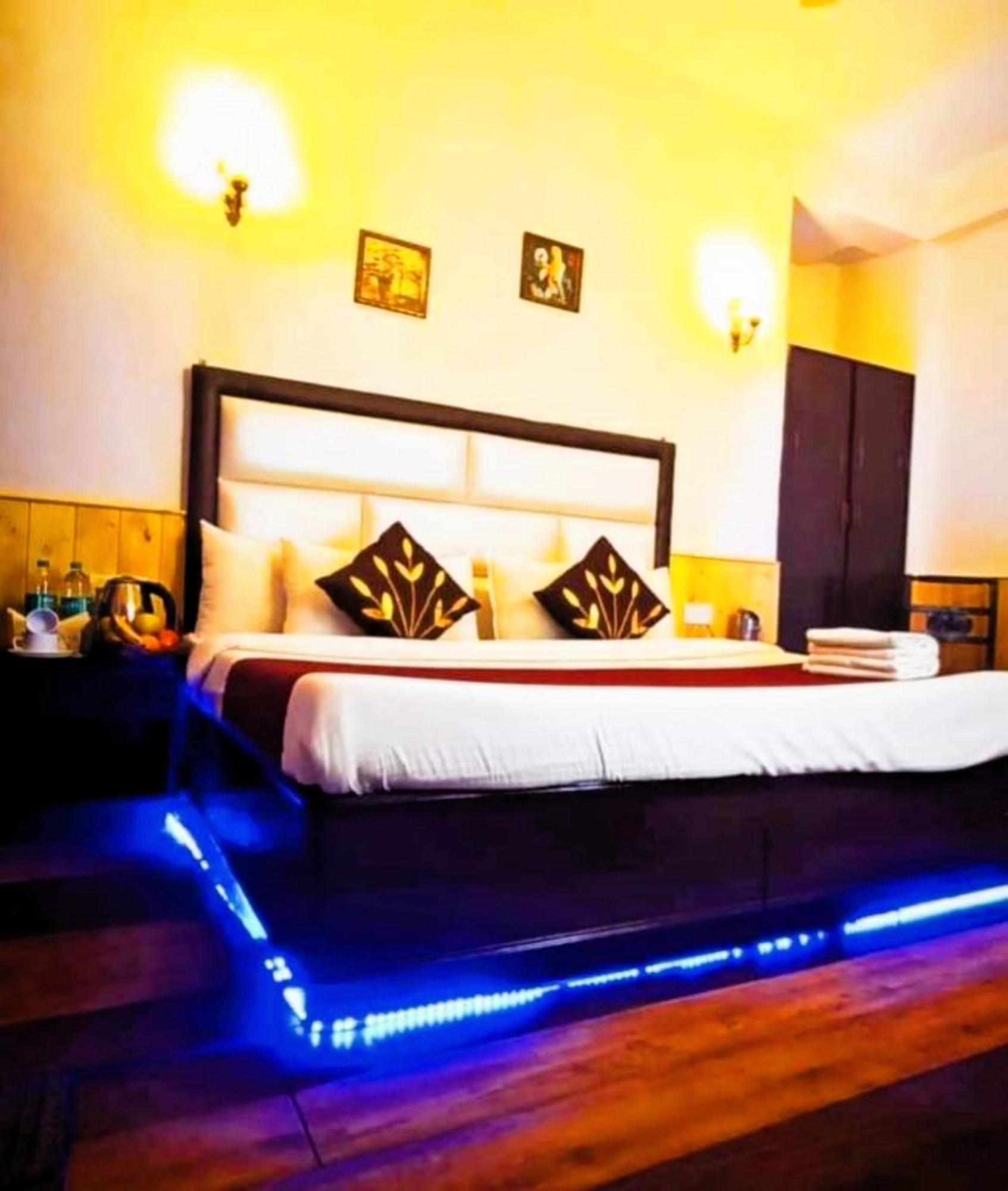 Kalinga Inter Continental Near Beas River - Restaurant & Free Parking - Luxurious Quality - Excellent Customer Service *