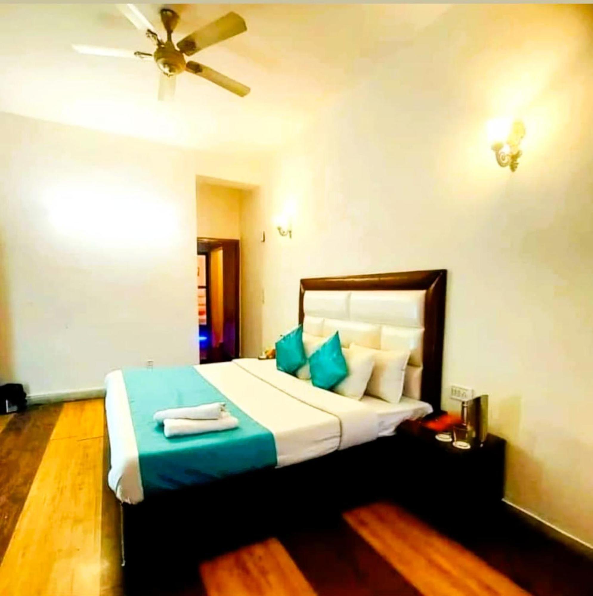 Homestay Kalinga Inter Continental Near Beas River - Restaurant & Free Parking - Luxurious Quality - Excellent Customer Service