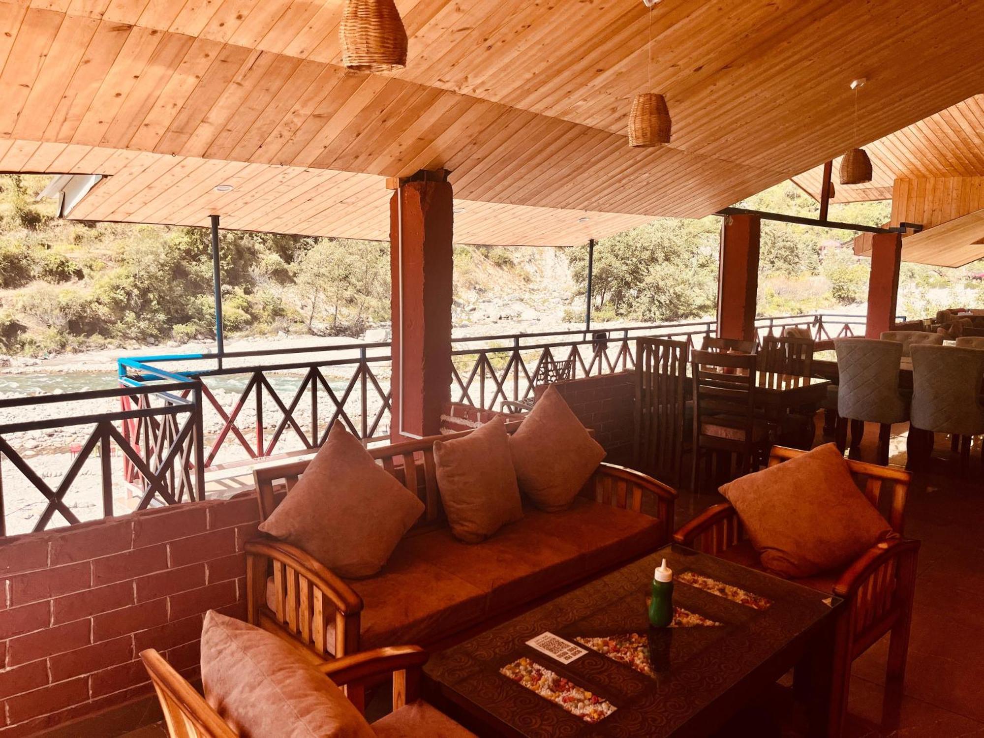 Himalayan Valley View Retreat - Selling Riverside In 3*