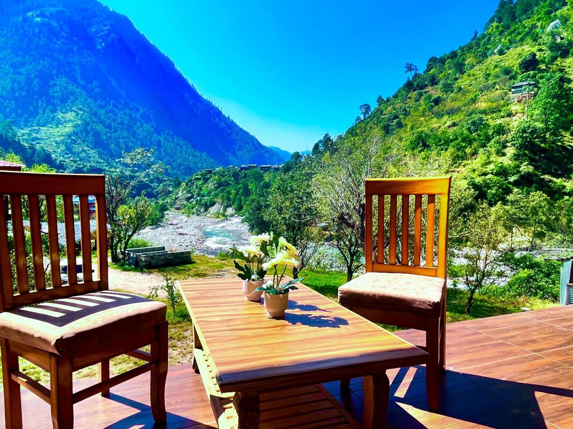 Hotel Himalayan Valley View Retreat - Selling Riverside In 3*
