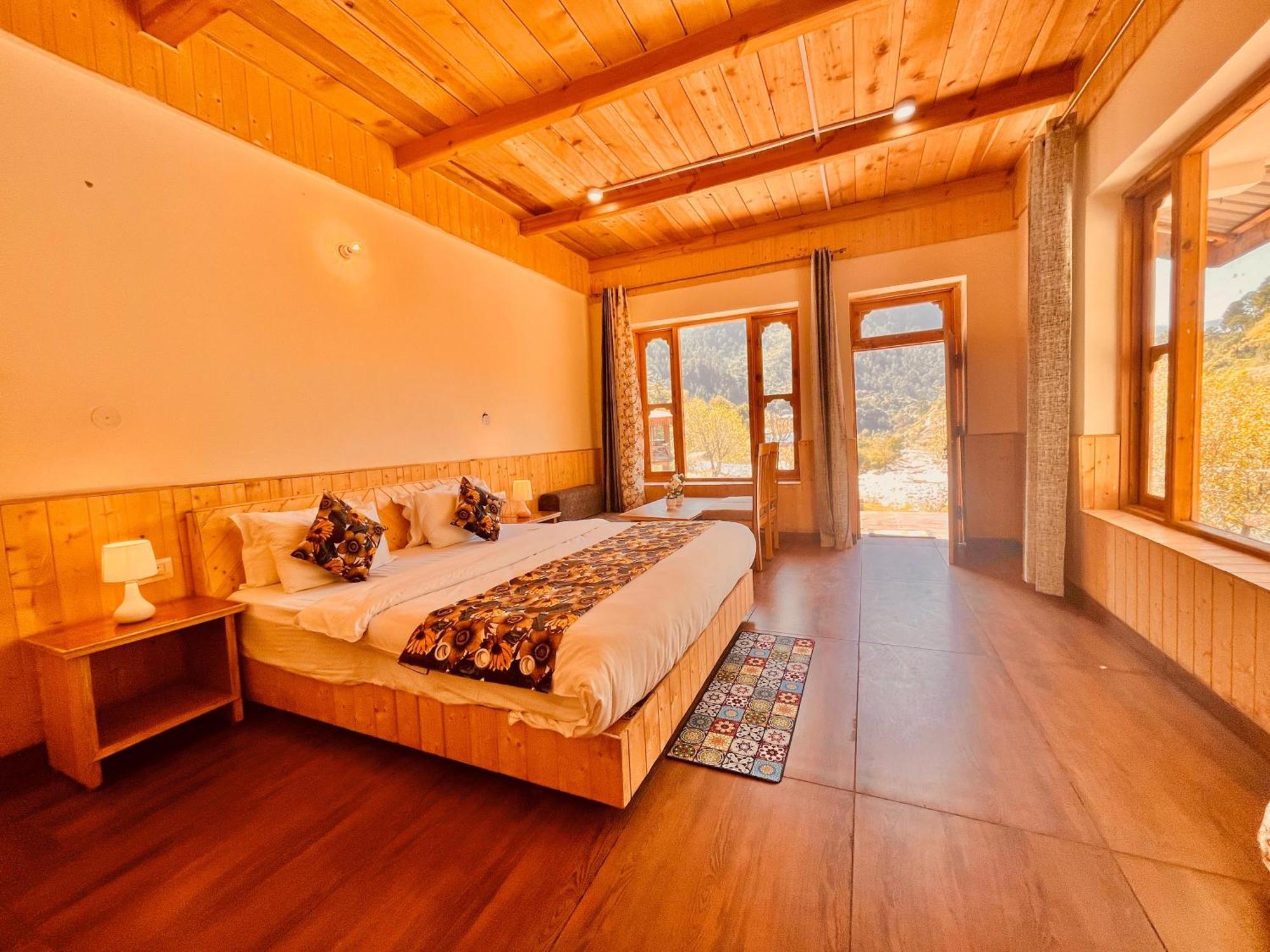 Hotel Himalayan Valley View Retreat - Selling Riverside In 3*