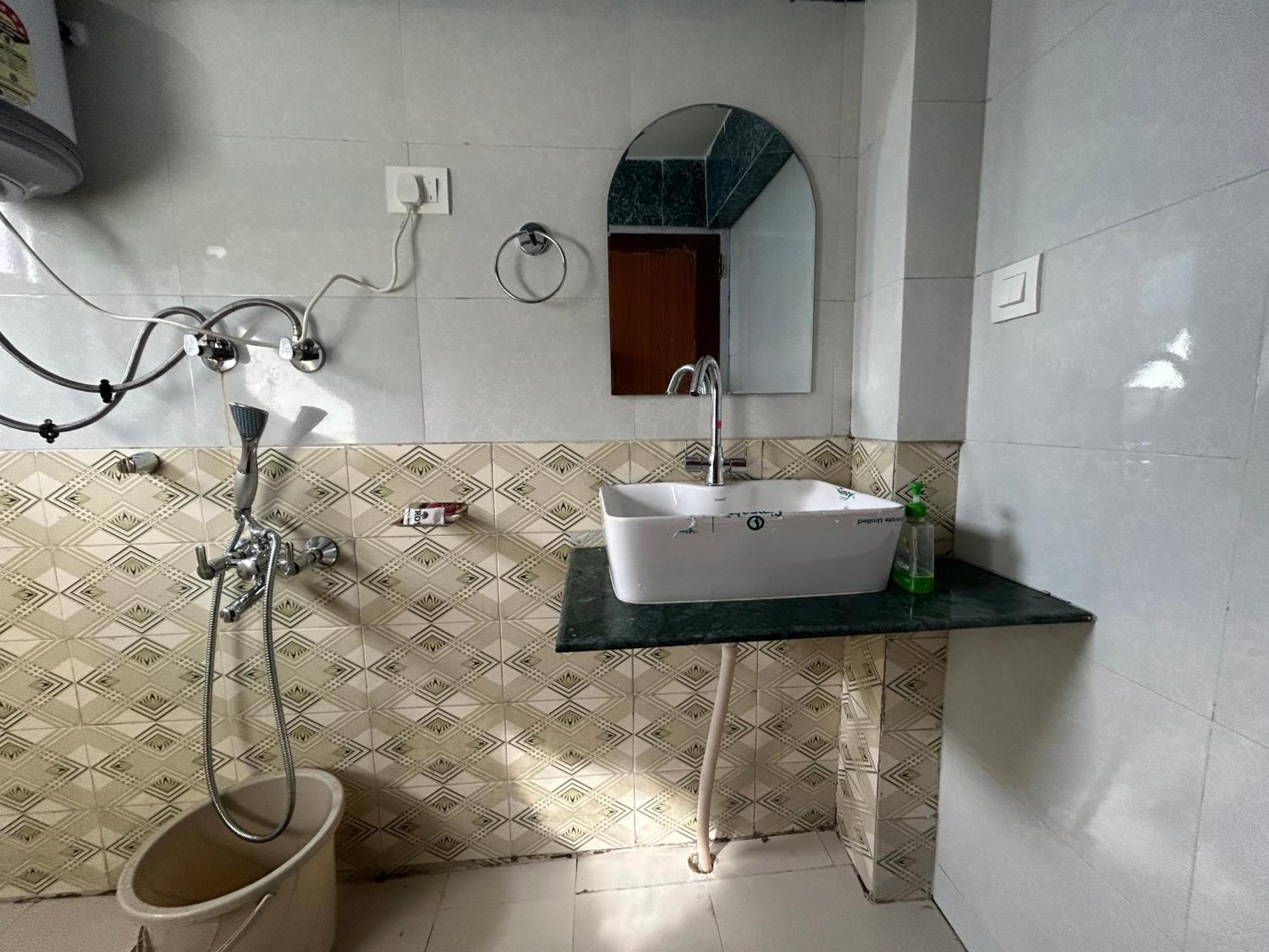 Wandercrew Hostel