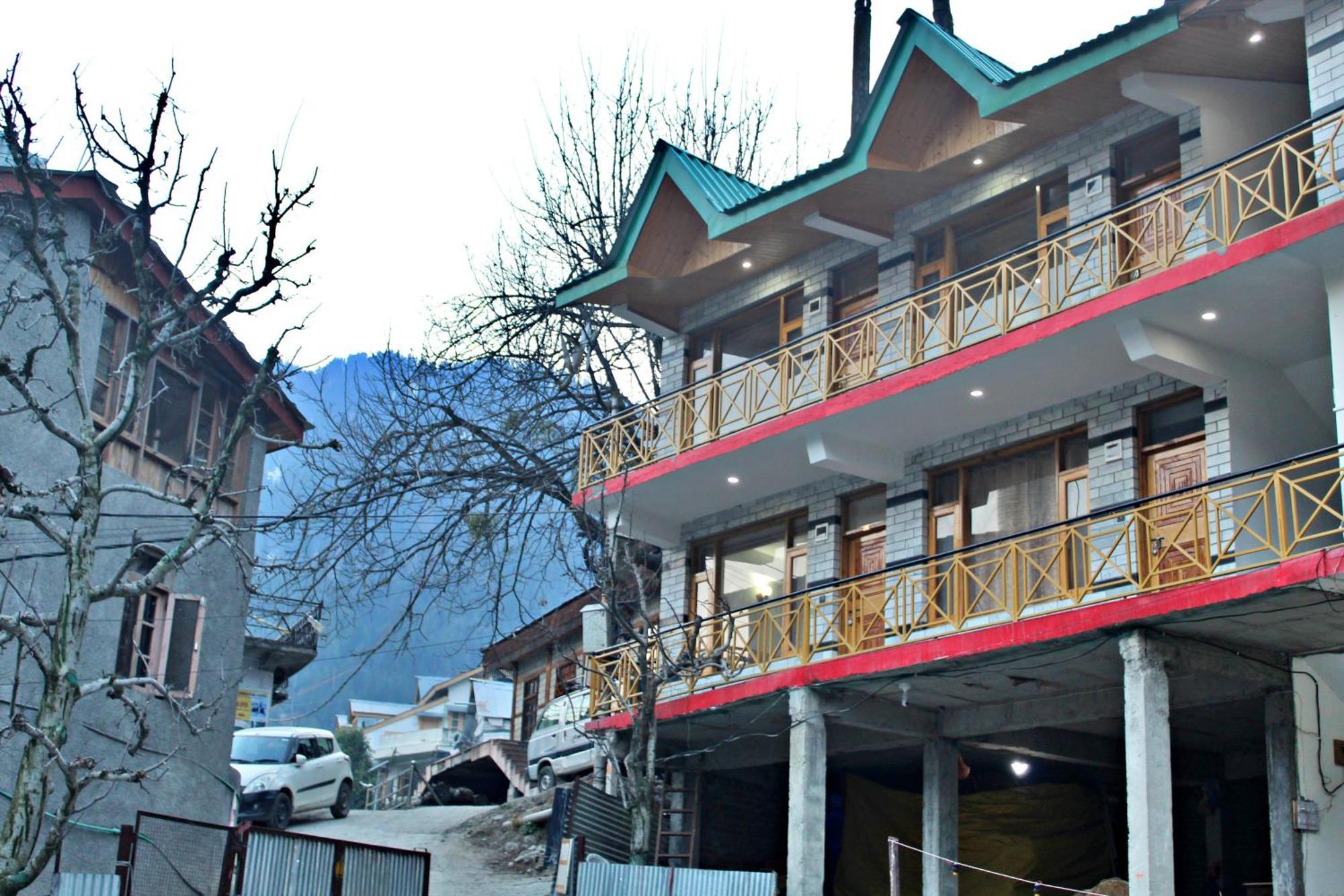 Hotel Apple Field House 3*