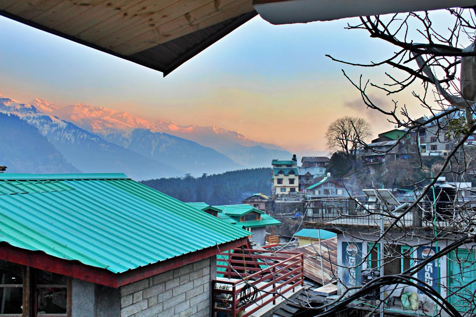 Apple Field House Hotel Manali (Himachal Pradesh)