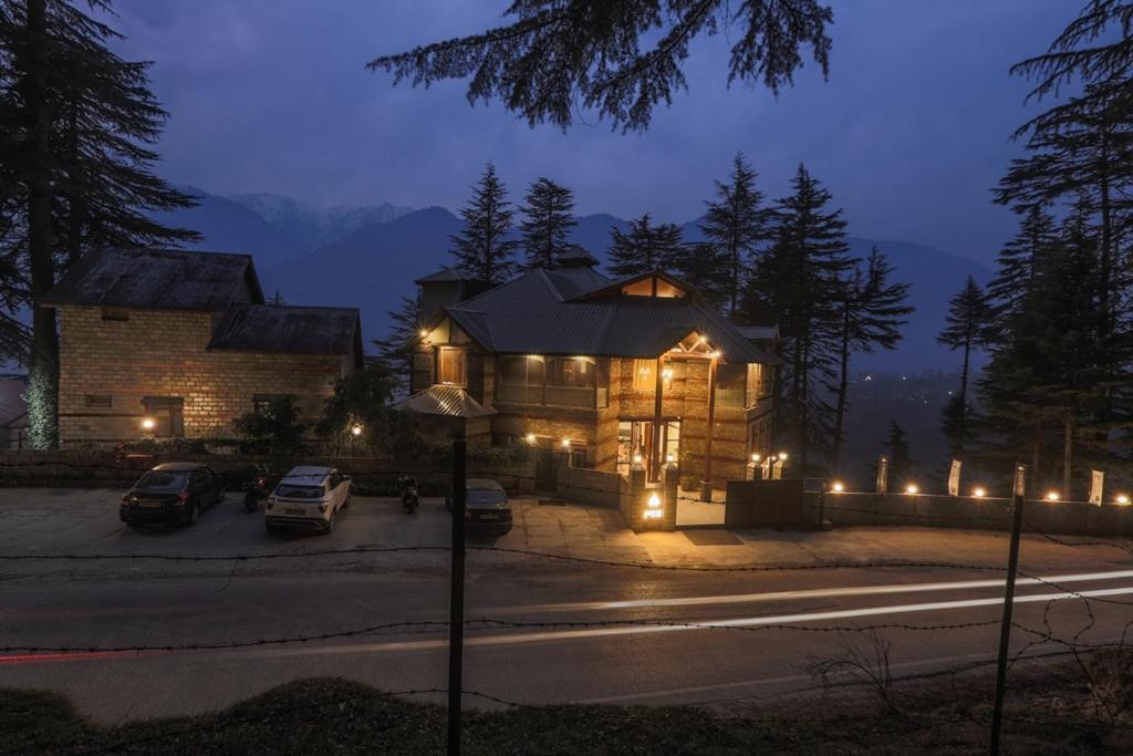 Pause By The Woods Resort
