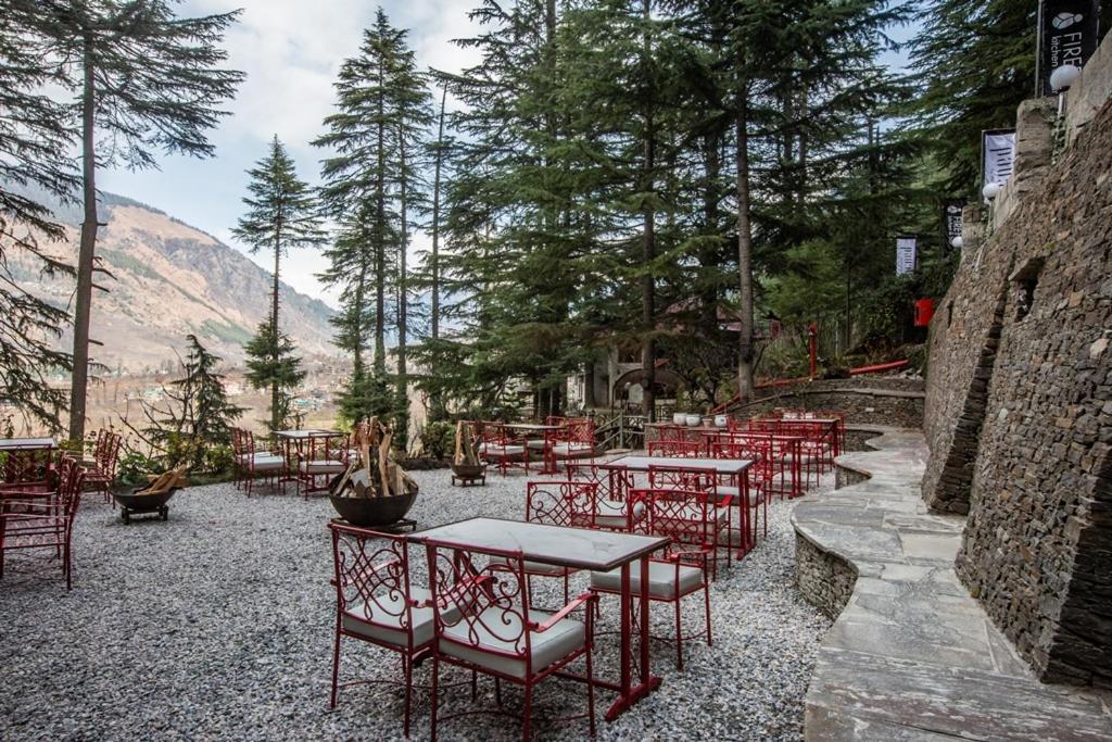 Resort Pause By The Woods Manali (Himachal Pradesh)