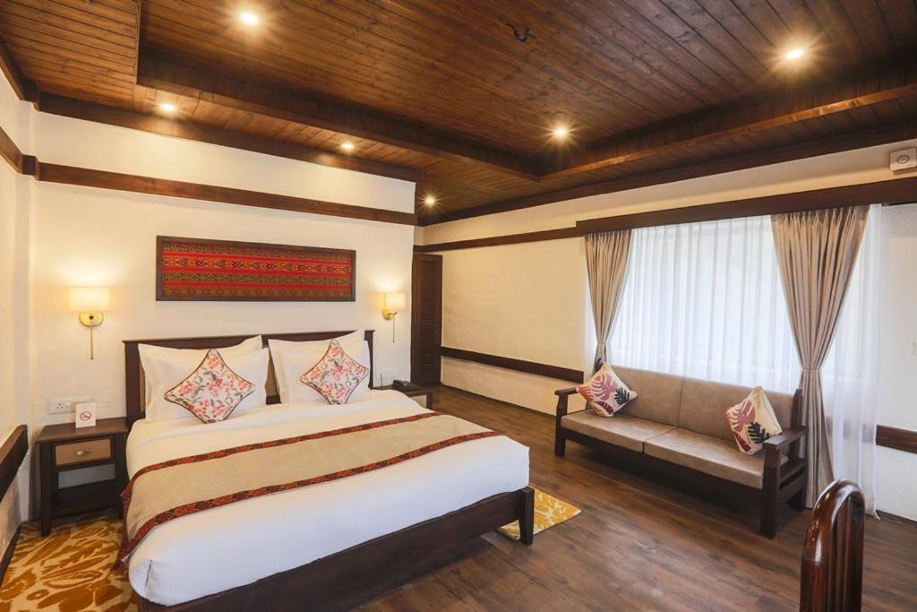 Pause By The Woods Resort 3*