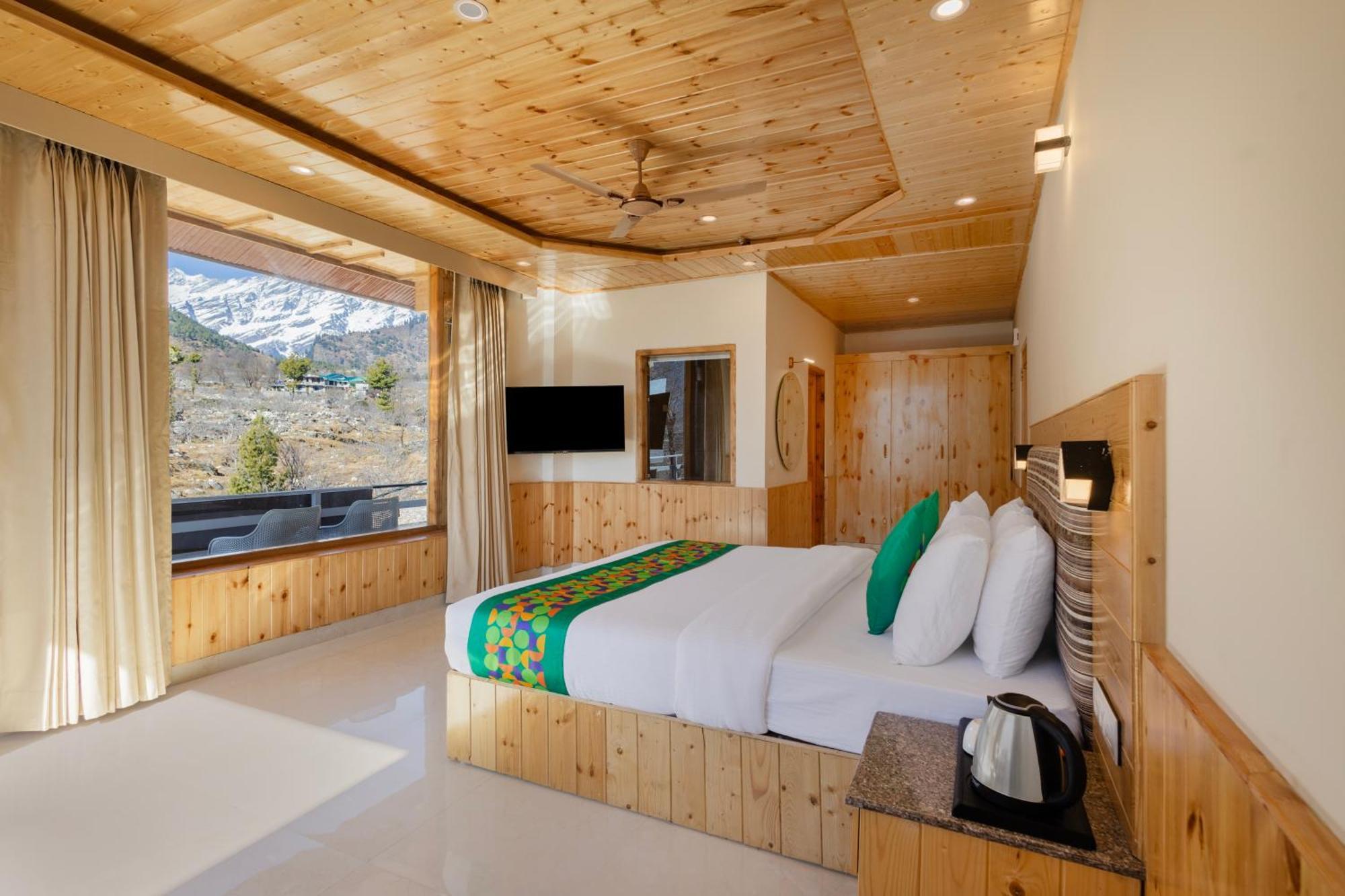 Treebo Premium Silverstone With Mountain Valley View Manali (Himachal Pradesh)